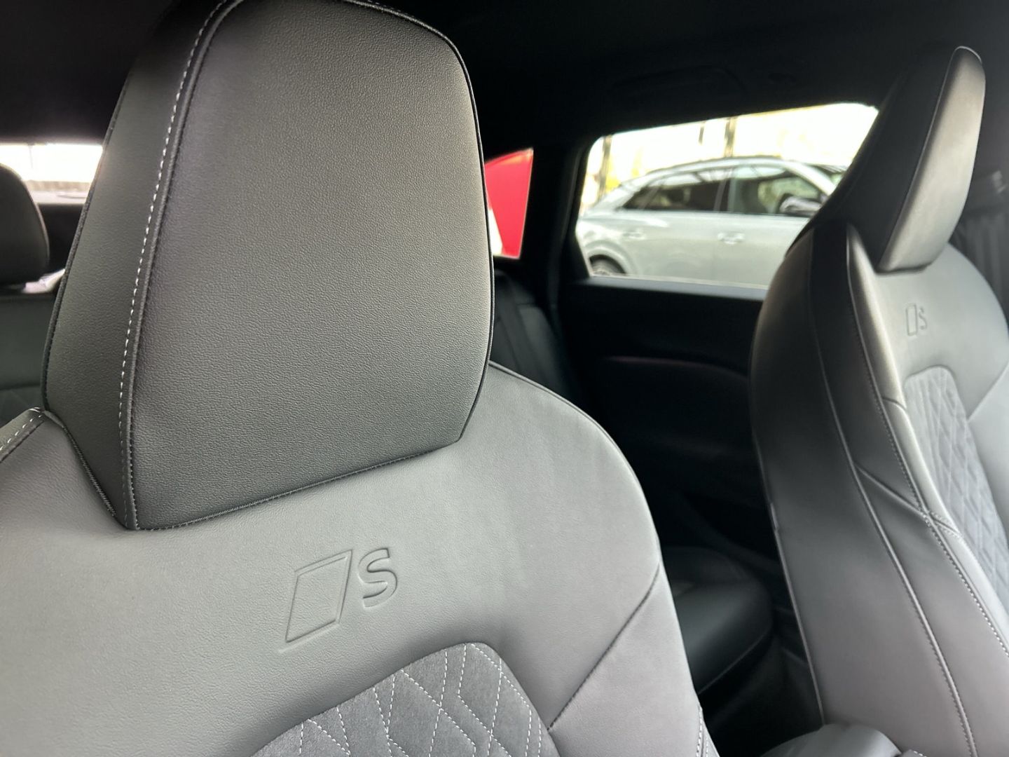 Fahrzeugabbildung Audi A5 TDI AVANT QUATTRO+LED+AHK+B&O+MEMORY+KAMERA
