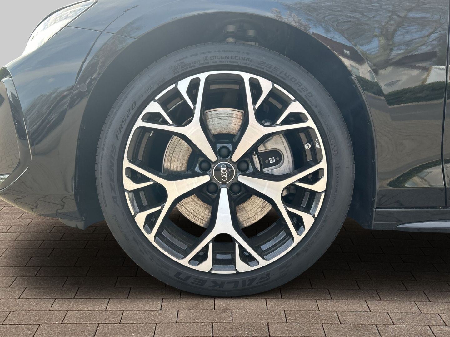 Fahrzeugabbildung Audi A6 Avant 2.0 TDI HUD+AHK+NAVI+LEDER+B&O+LED