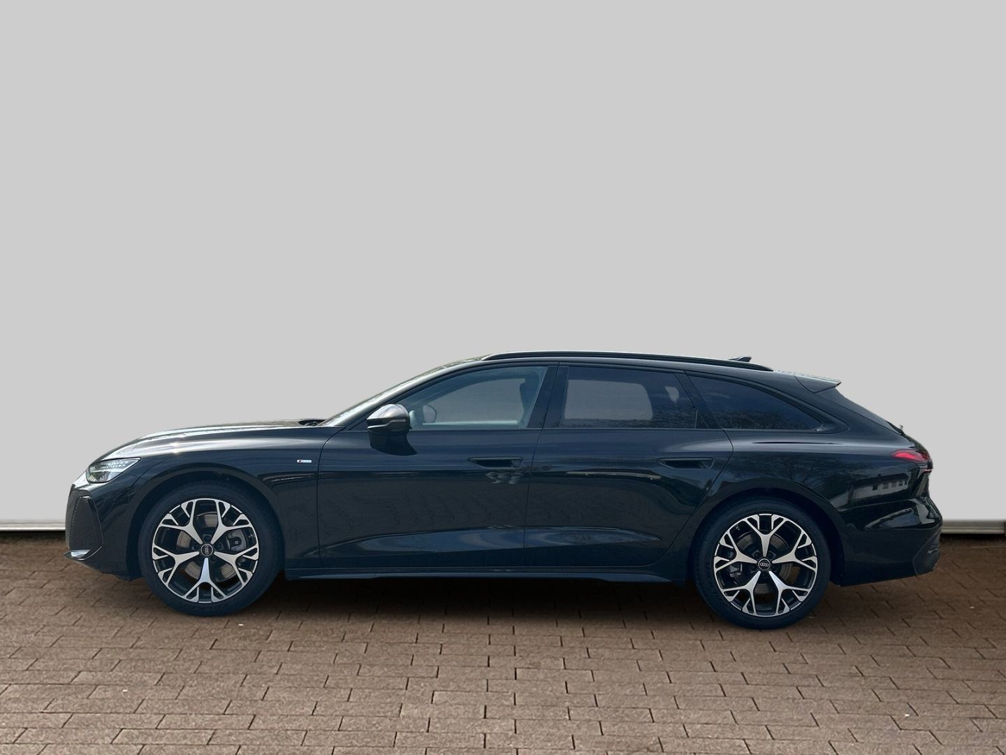 Fahrzeugabbildung Audi A6 Avant 2.0 TDI HUD+AHK+NAVI+LEDER+B&O+LED