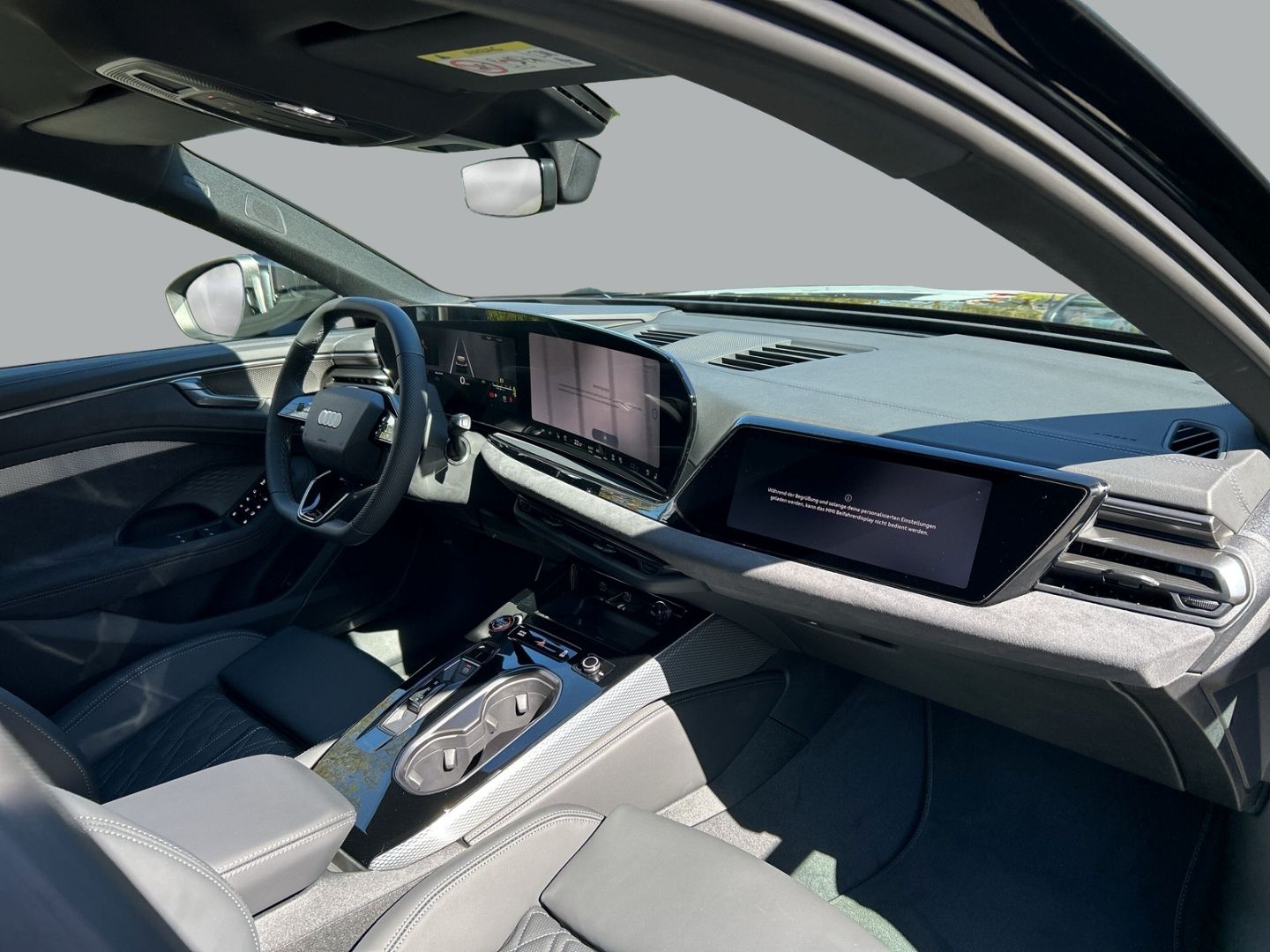 Fahrzeugabbildung Audi A6 3.0 AVANT TDI 220 kW+HUD+AHK+KAMERA+B&O+TECH