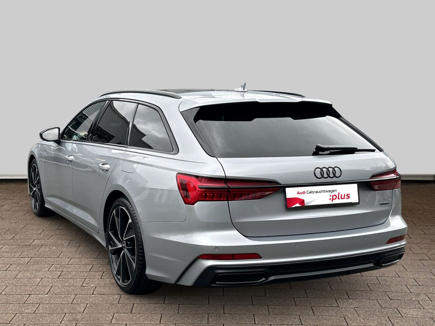 Fahrzeugabbildung Audi A6 Avant 55 2.0 TFSI e quattro sport