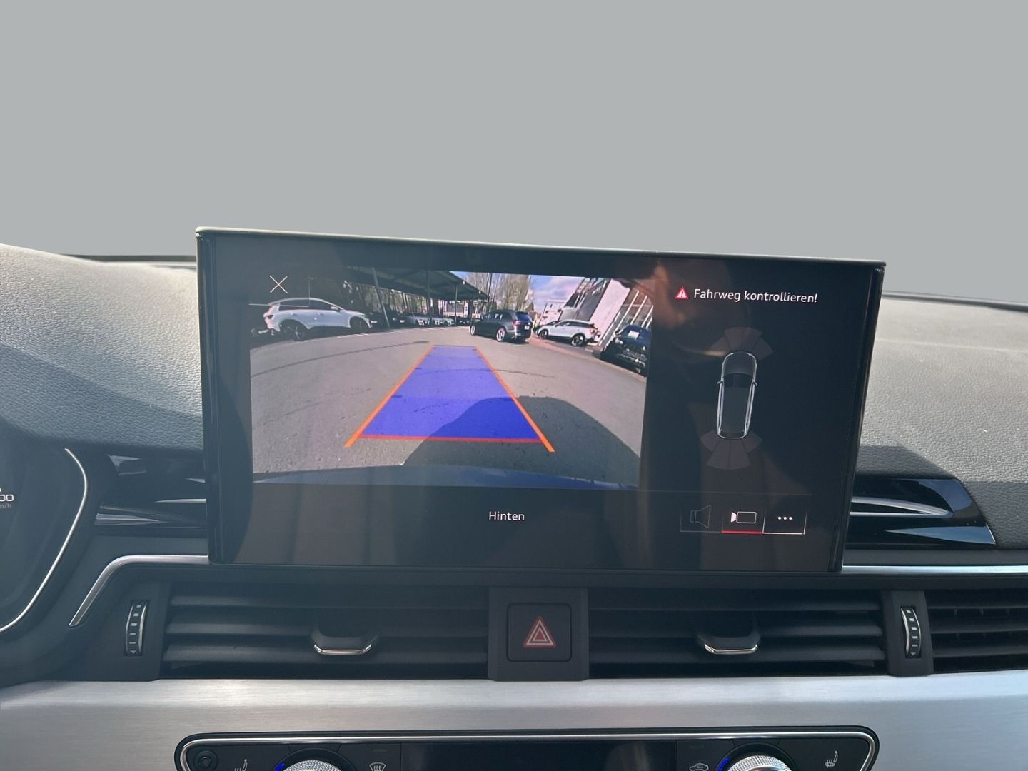 Fahrzeugabbildung Audi A4 Avant 35 TDI S Line Competition+ AHK+ Kamera