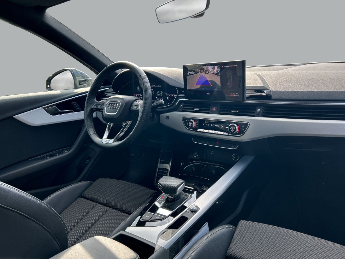 Fahrzeugabbildung Audi A4 Avant 35 TDI S Line Competition+ AHK+ Kamera