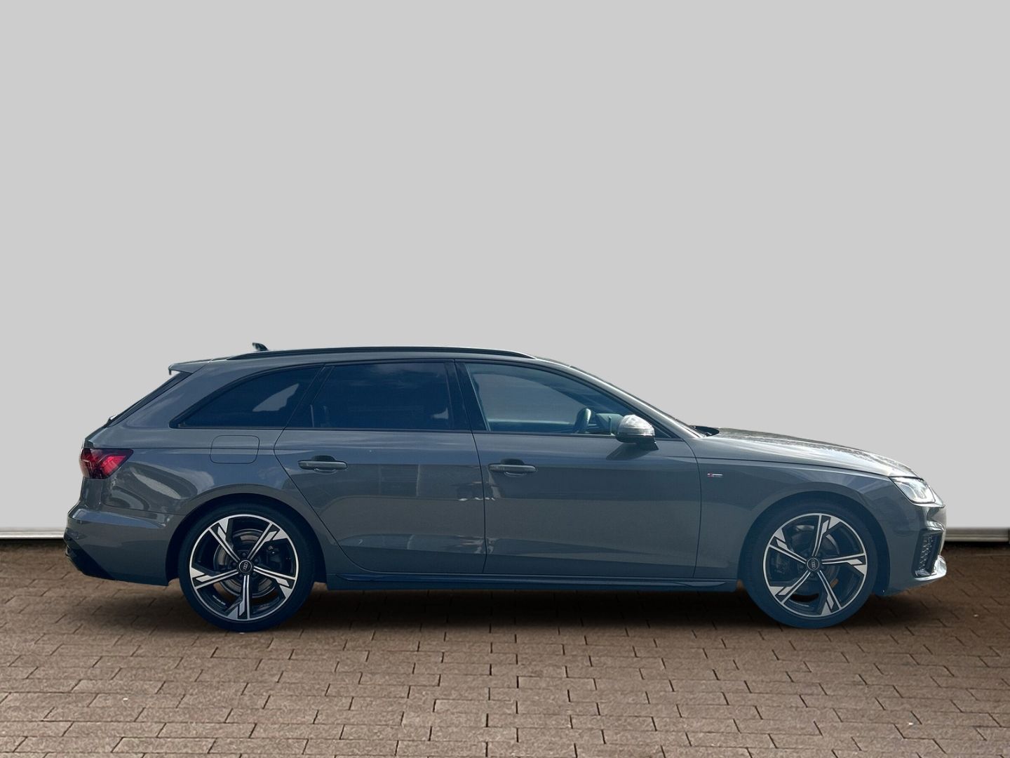 Fahrzeugabbildung Audi A4 Avant 35 TDI S Line Competition+ AHK+ Kamera