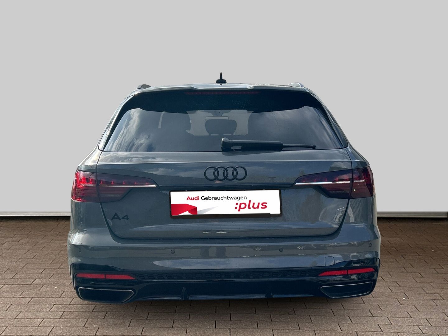 Fahrzeugabbildung Audi A4 Avant 35 TDI S Line Competition+ AHK+ Kamera