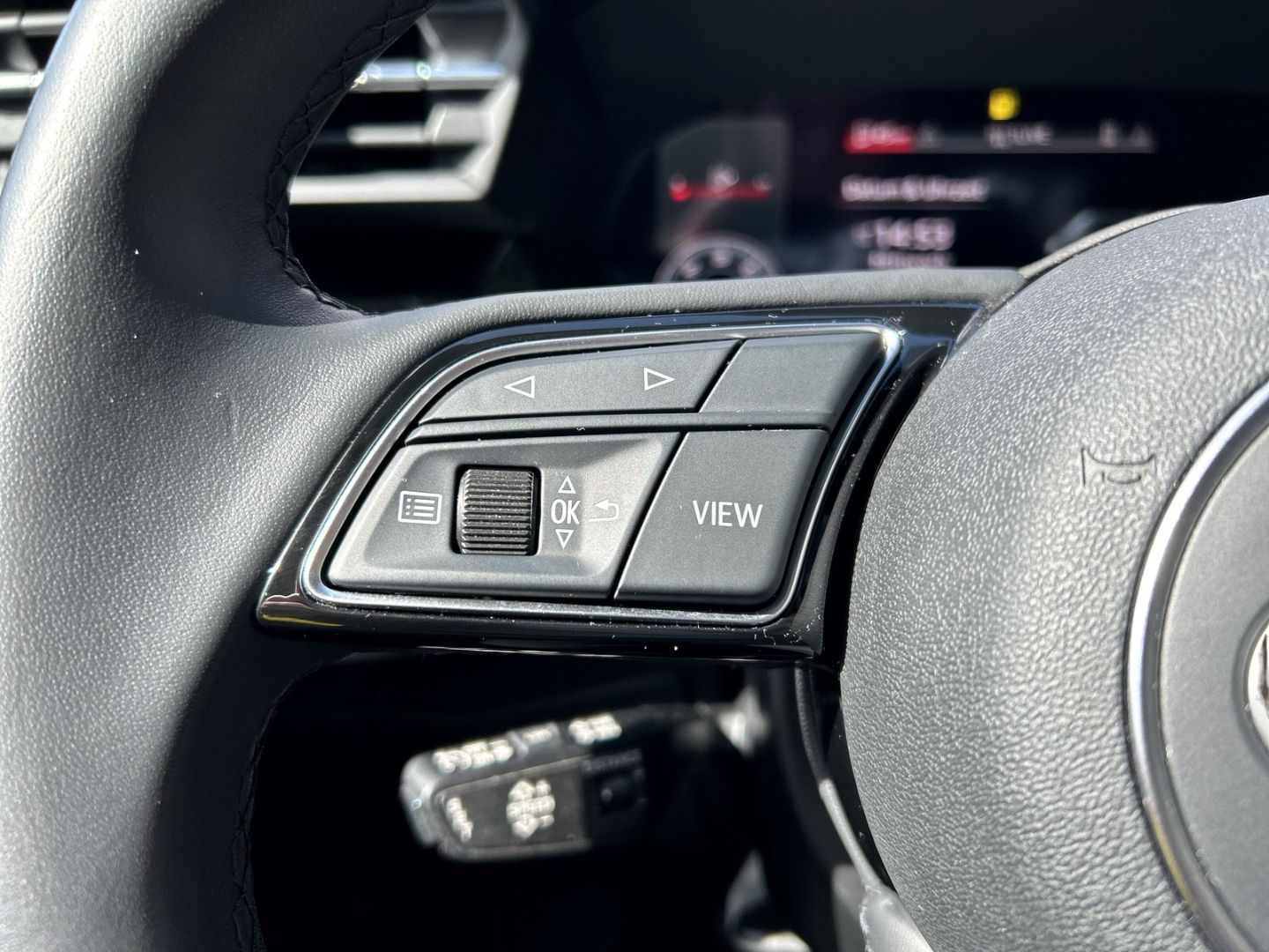 Fahrzeug 17 Fahrzeugabbildung Audi A3 line Sportback 35 TDI 6-Gang Schalter S Line