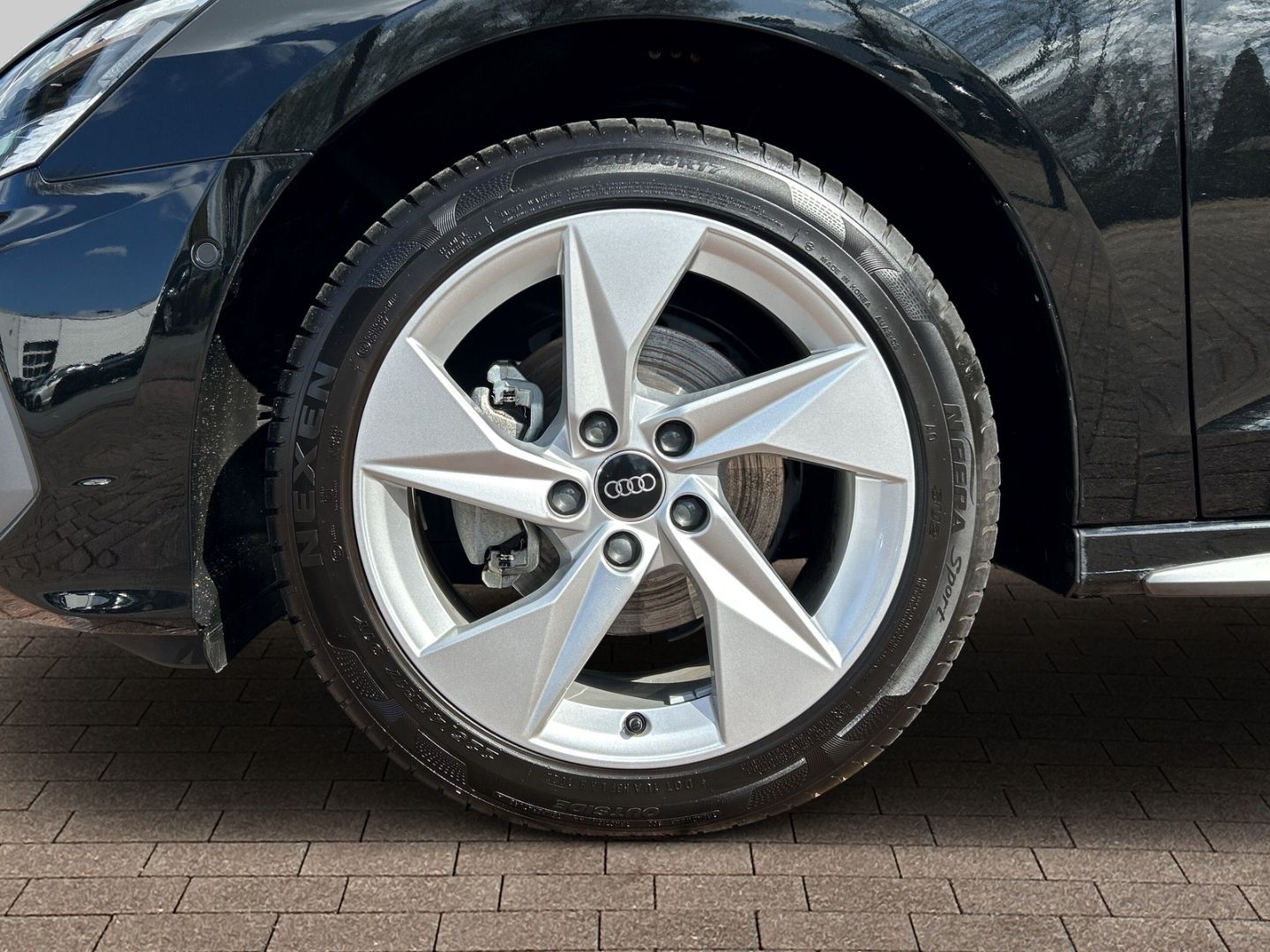 Fahrzeug 21 Fahrzeugabbildung Audi A3 line Sportback 35 TDI 6-Gang Schalter S Line