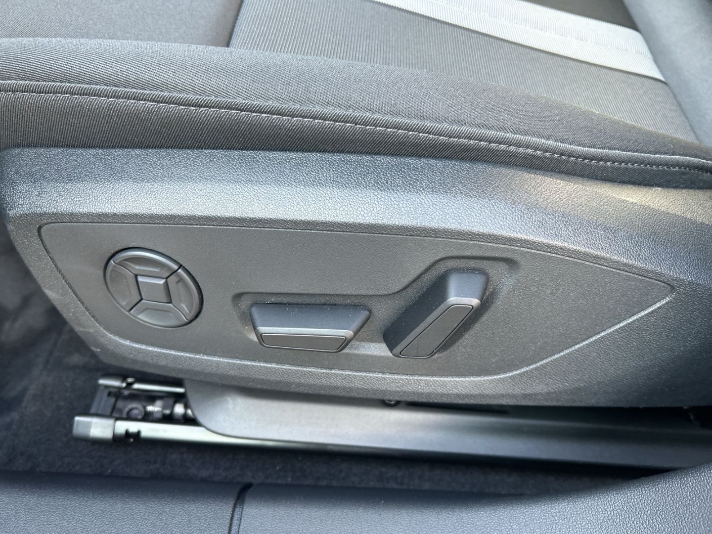 Fahrzeugabbildung Audi A3 Sportback Advanced 35 TDI NAVI+LED+ACC+CARPLA