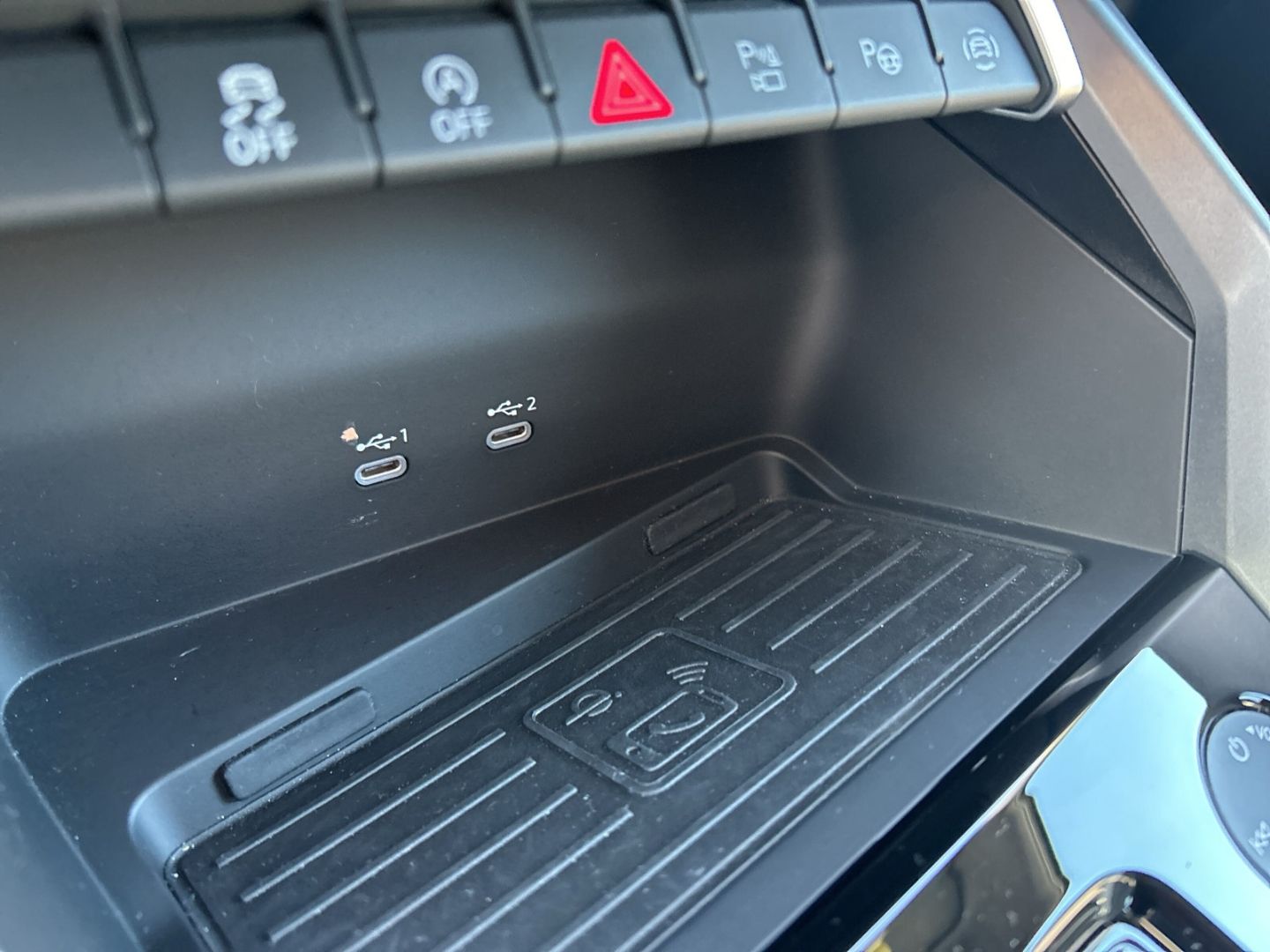 Fahrzeugabbildung Audi A3 Sportback Advanced 35 TDI NAVI+LED+ACC+CARPLA