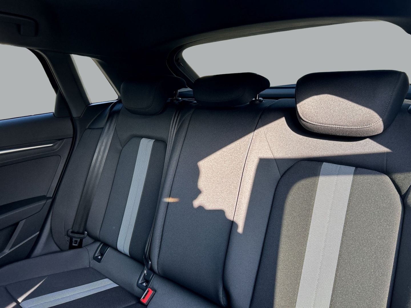 Fahrzeugabbildung Audi A3 Sportback Advanced 35 TDI NAVI+LED+ACC+CARPLA