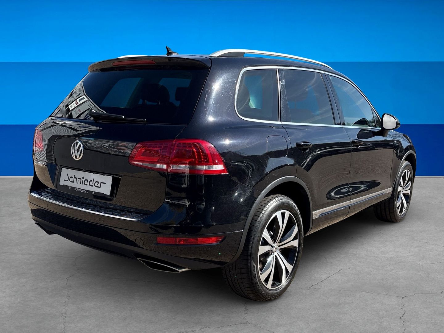 Fahrzeugabbildung Volkswagen Touareg 3.0 V6 TDI R-LINE LEDER 20 ZOLL AHK PANO