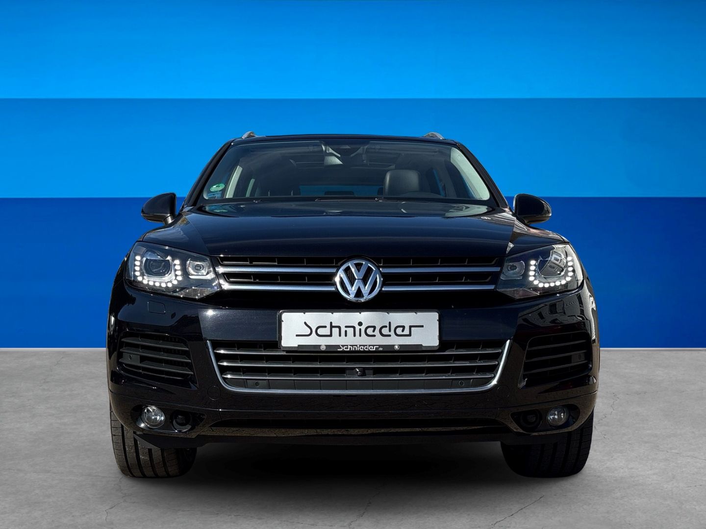 Fahrzeugabbildung Volkswagen Touareg 3.0 V6 TDI R-LINE LEDER 20 ZOLL AHK PANO