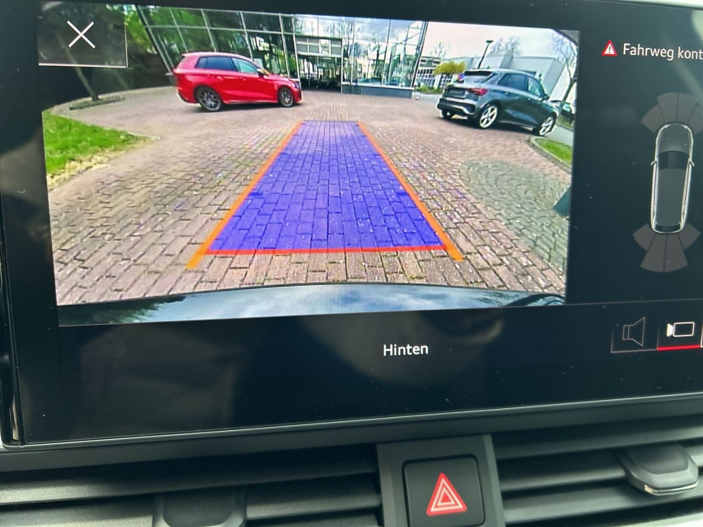 Fahrzeugabbildung Audi A4 AVANT 35 TDI LED+NAVI+PDC+ASSISTENZSY+KAMERA