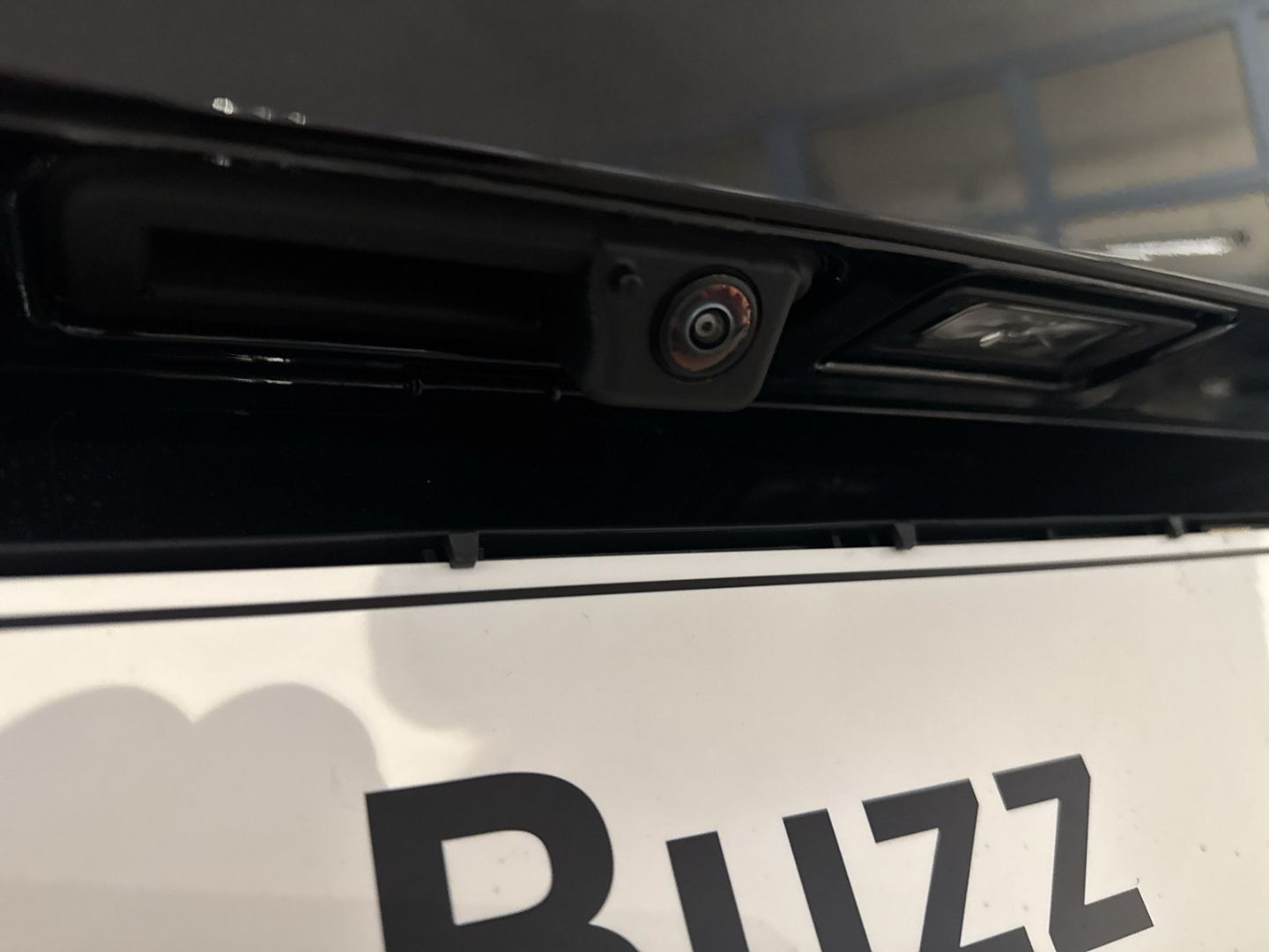 Fahrzeugabbildung Volkswagen ID. Buzz GTX 4MOTION 250 kW (340 PS) 86 kWh LR