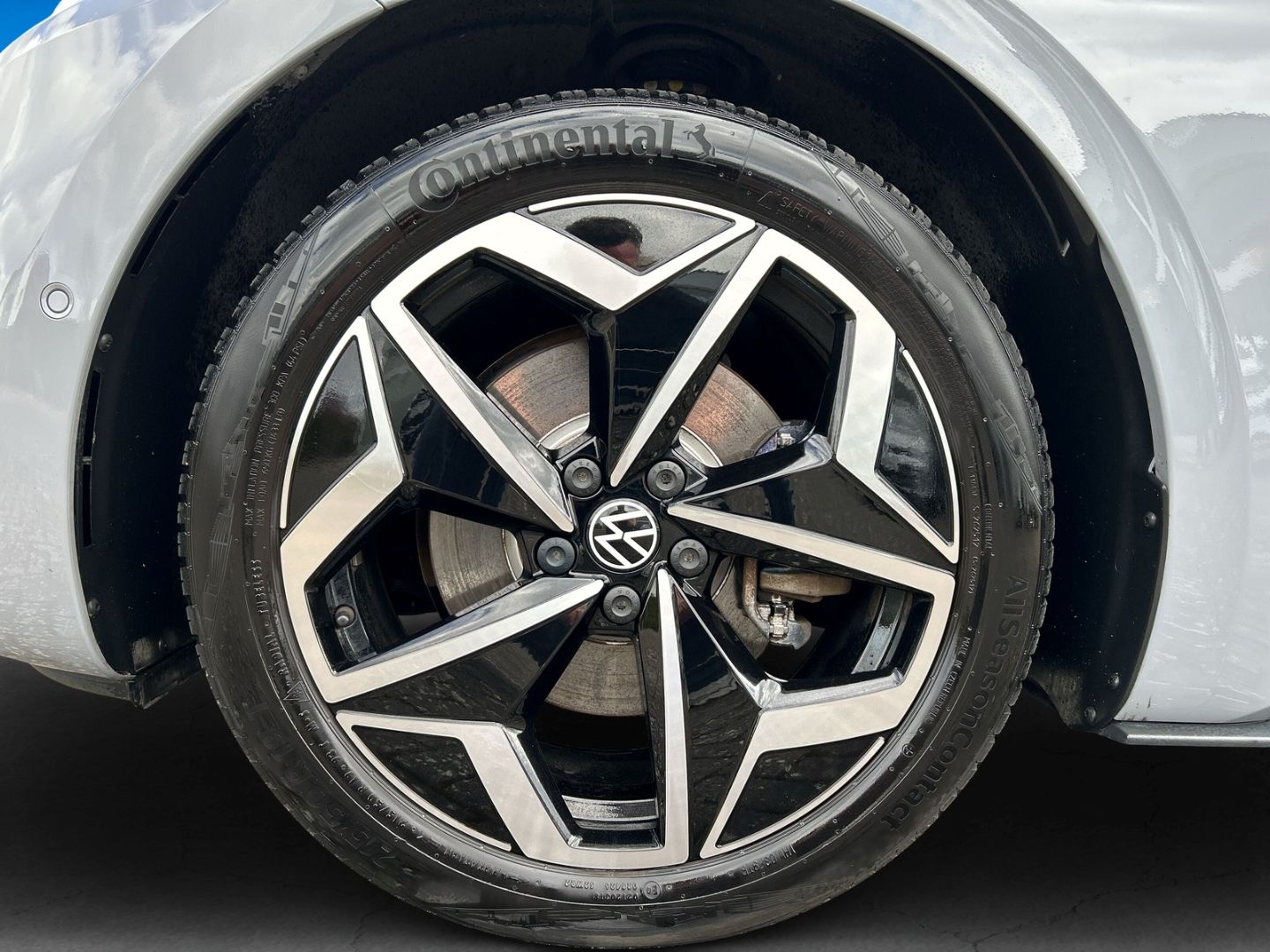 Fahrzeugabbildung Volkswagen ID.3 Pro S 150 kW (5-Sitzer) StandHZG Navi Leder