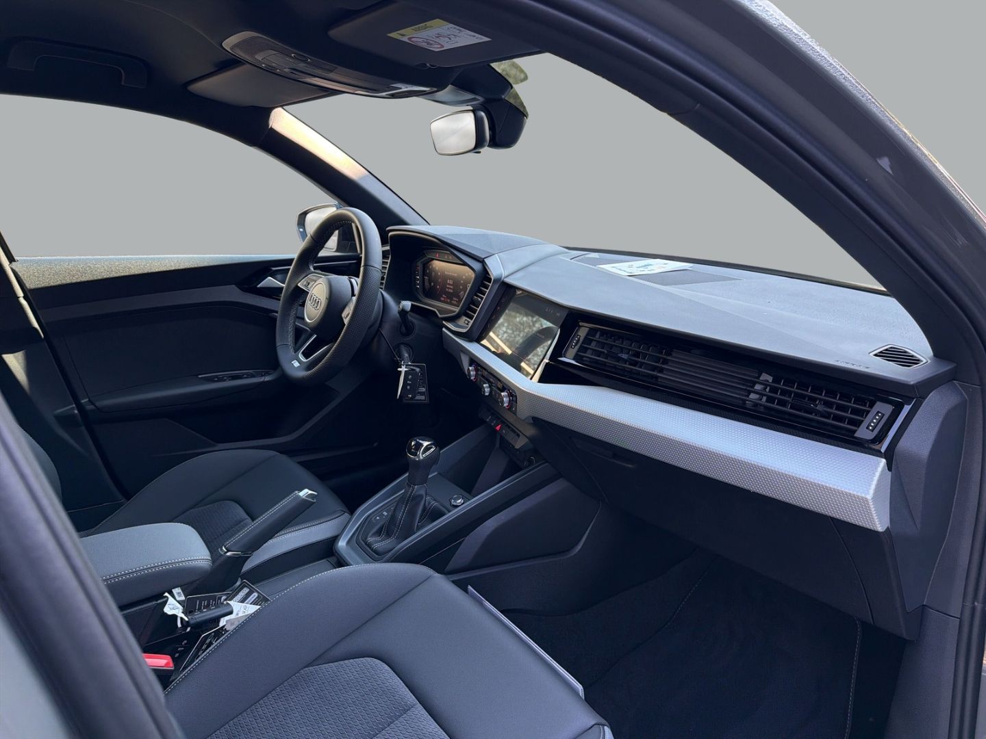 Fahrzeug 19 Fahrzeugabbildung Audi A1 SPORTBACK 30TFSi S-TRONIC+SLINE+VIRTUAL+PDC