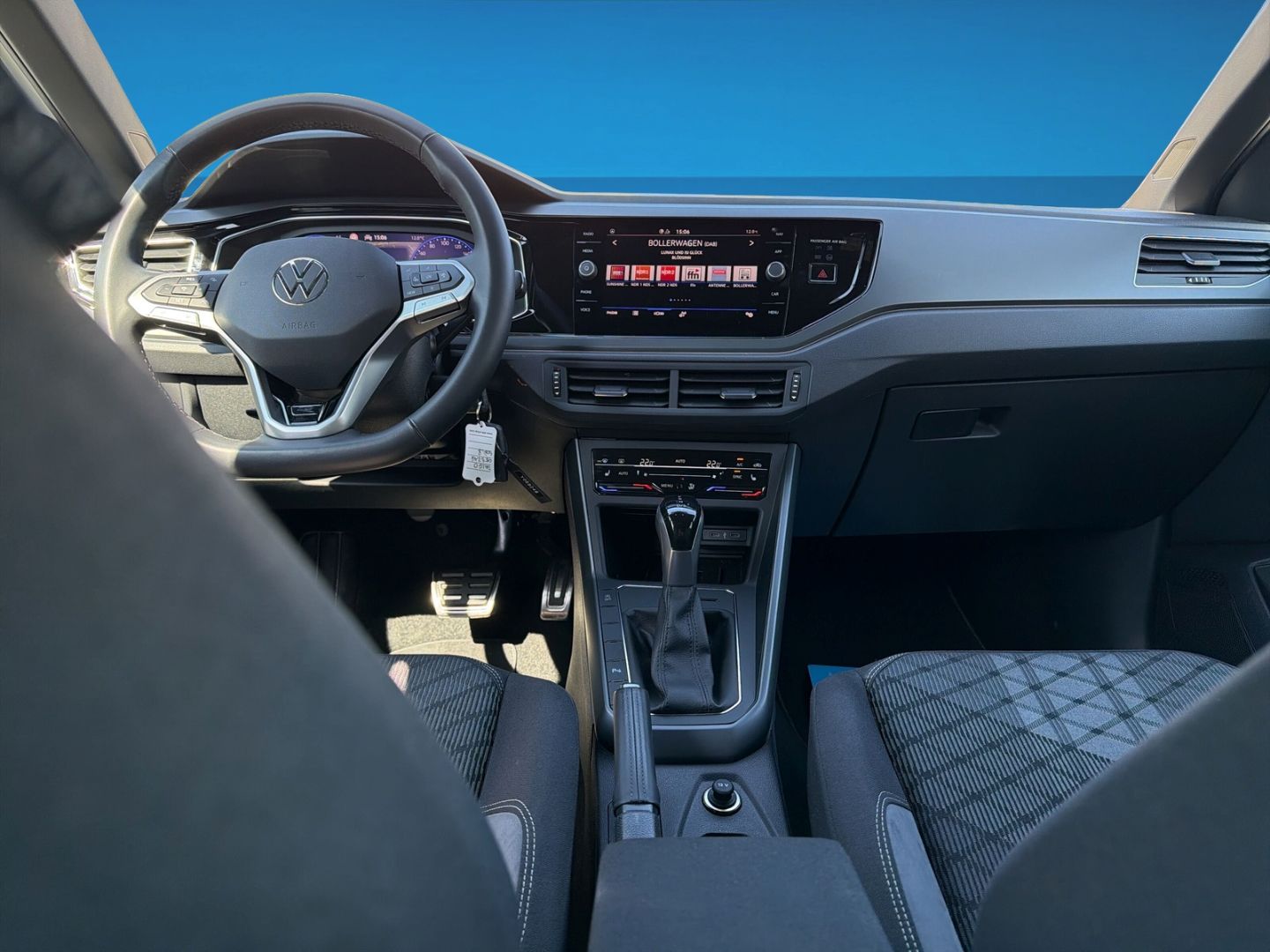 Fahrzeugabbildung Volkswagen Taigo 1.5 TSI R-Line Rear View IQ.DRIVE AHK