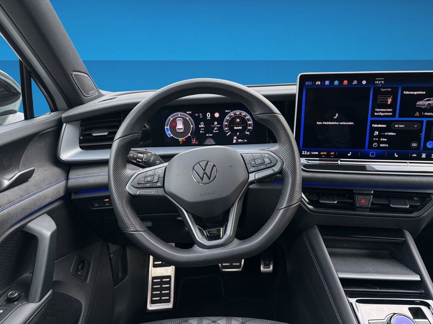 Fahrzeug 13 Fahrzeugabbildung Volkswagen Tayron 2.0 TDI R-Line Black Style 7 Sitzer AHK - mit KI generiert/bearbeitet