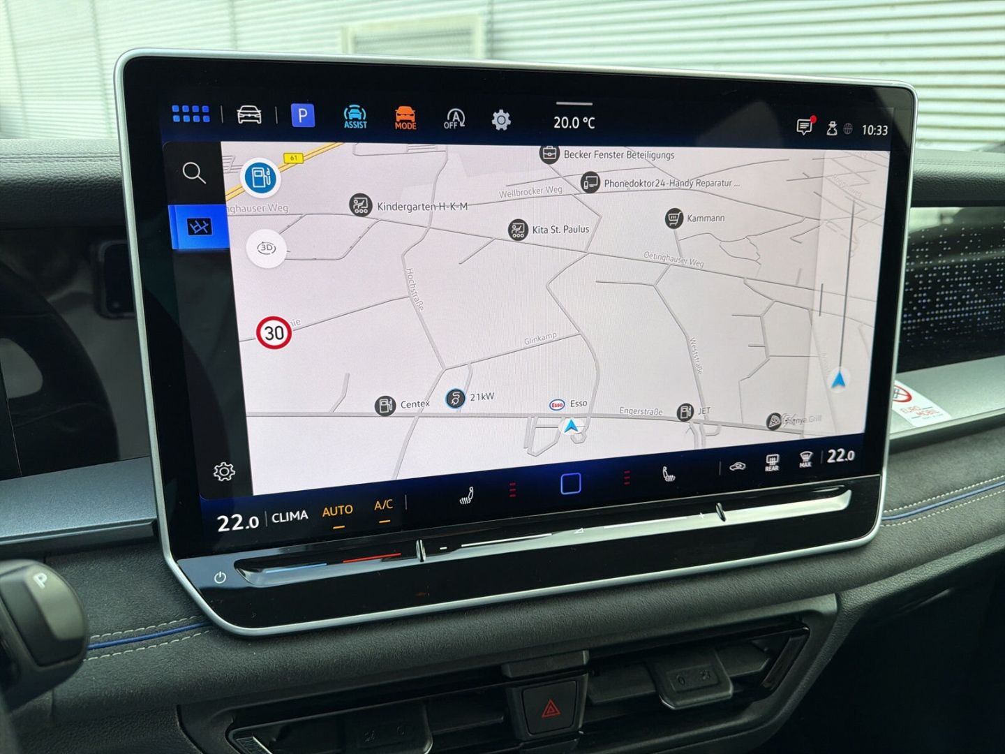 Fahrzeug 22 Fahrzeugabbildung Volkswagen Tayron 2.0 TDI R-Line Black Style 7 Sitzer AHK - mit KI generiert/bearbeitet