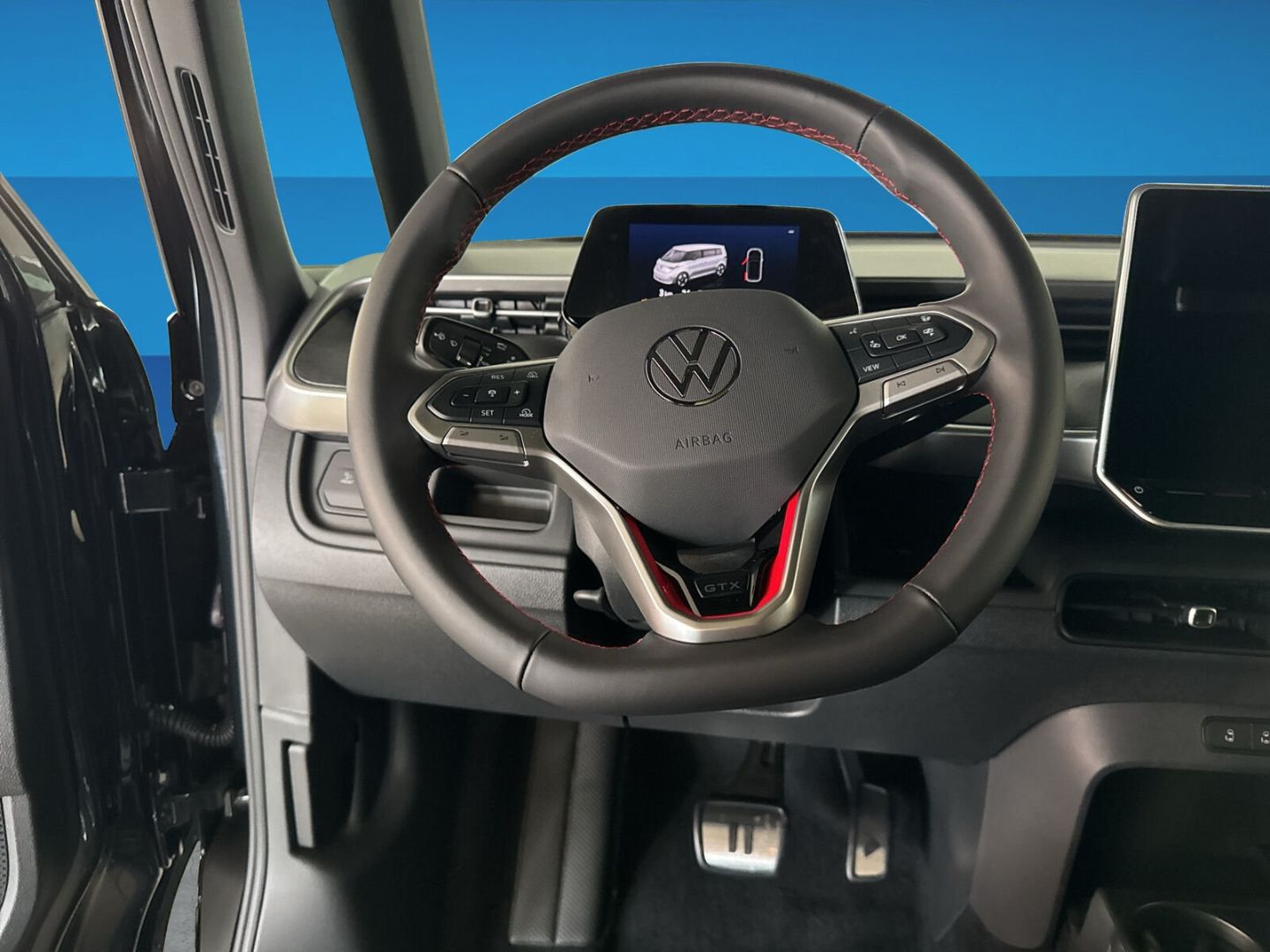 Fahrzeug 11 Fahrzeugabbildung Volkswagen ID. Buzz GTX 4MOTION langer Radstand Motor 250 - mit KI generiert/bearbeitet