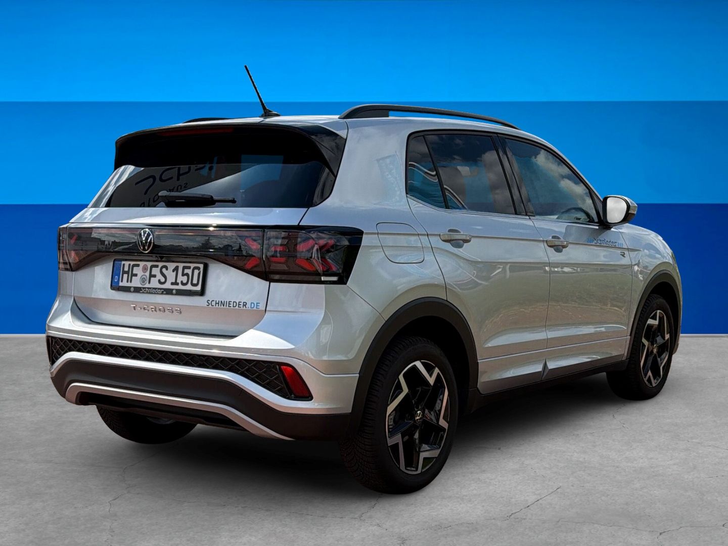 Fahrzeugabbildung Volkswagen T-Cross 1.0 TSI R-Line Rear View AHK - mit KI generiert/bearbeitet