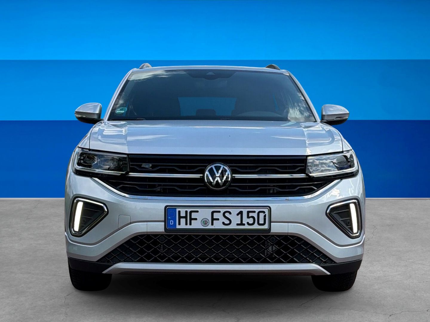Fahrzeugabbildung Volkswagen T-Cross 1.0 TSI R-Line Rear View AHK - mit KI generiert/bearbeitet