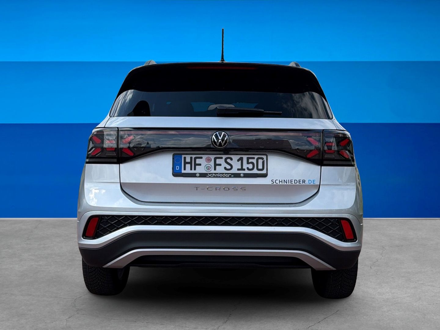 Fahrzeugabbildung Volkswagen T-Cross 1.0 TSI R-Line Rear View AHK - mit KI generiert/bearbeitet