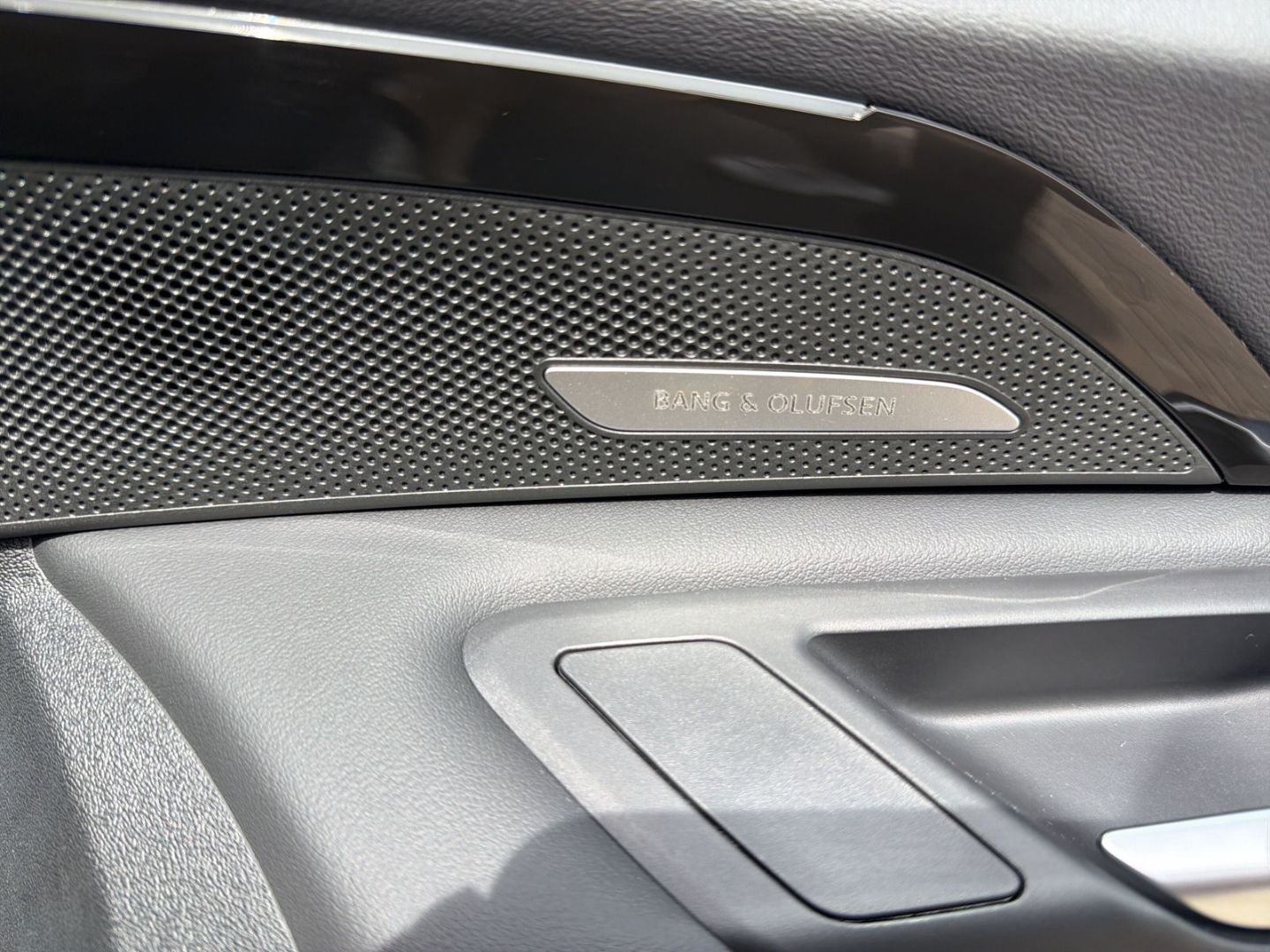Fahrzeugabbildung Audi Q5 SPORTBACK TDI 150KW+LED+PANO+AHK+LUFT+SPORTPA