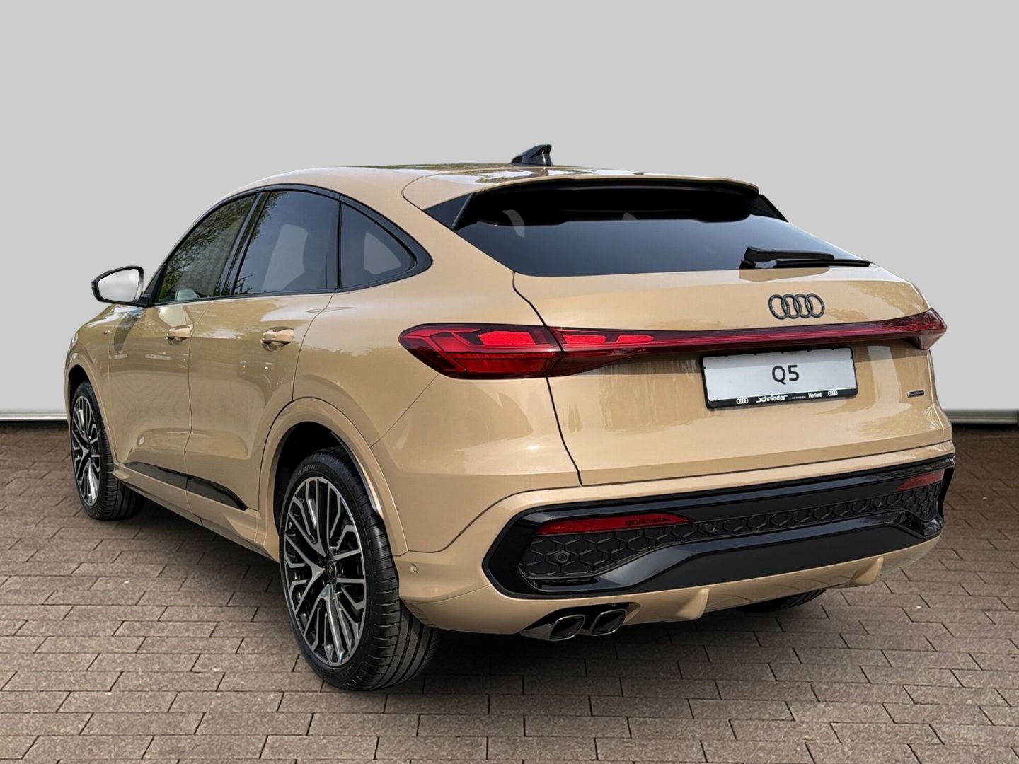 Fahrzeugabbildung Audi Q5 SPORTBACK TDI 150KW+LED+PANO+AHK+LUFT+SPORTPA