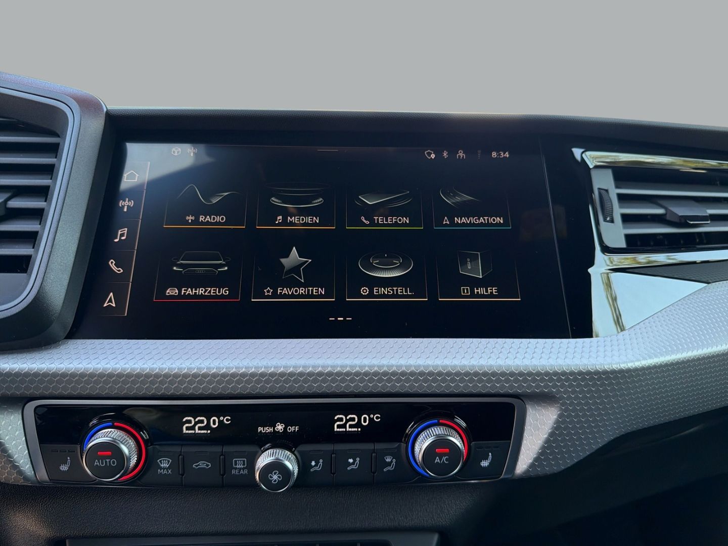 Fahrzeugabbildung Audi A1 SPORTBACK 30 TFSI+S tronic+VIRTUAL+CARPLAY+KL