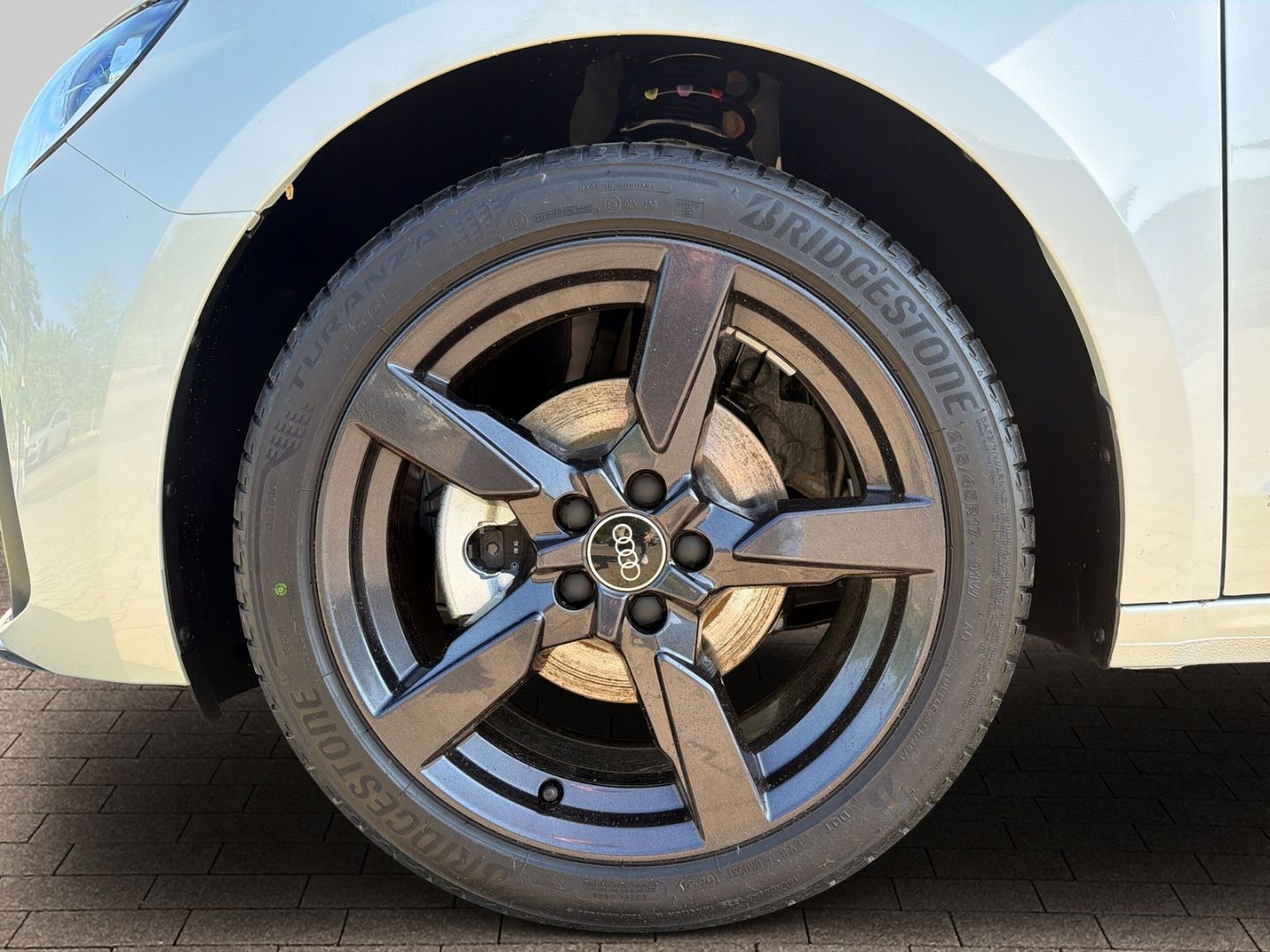 Fahrzeugabbildung Audi A1 SPORTBACK 30 TFSI+S tronic+VIRTUAL+CARPLAY+KL