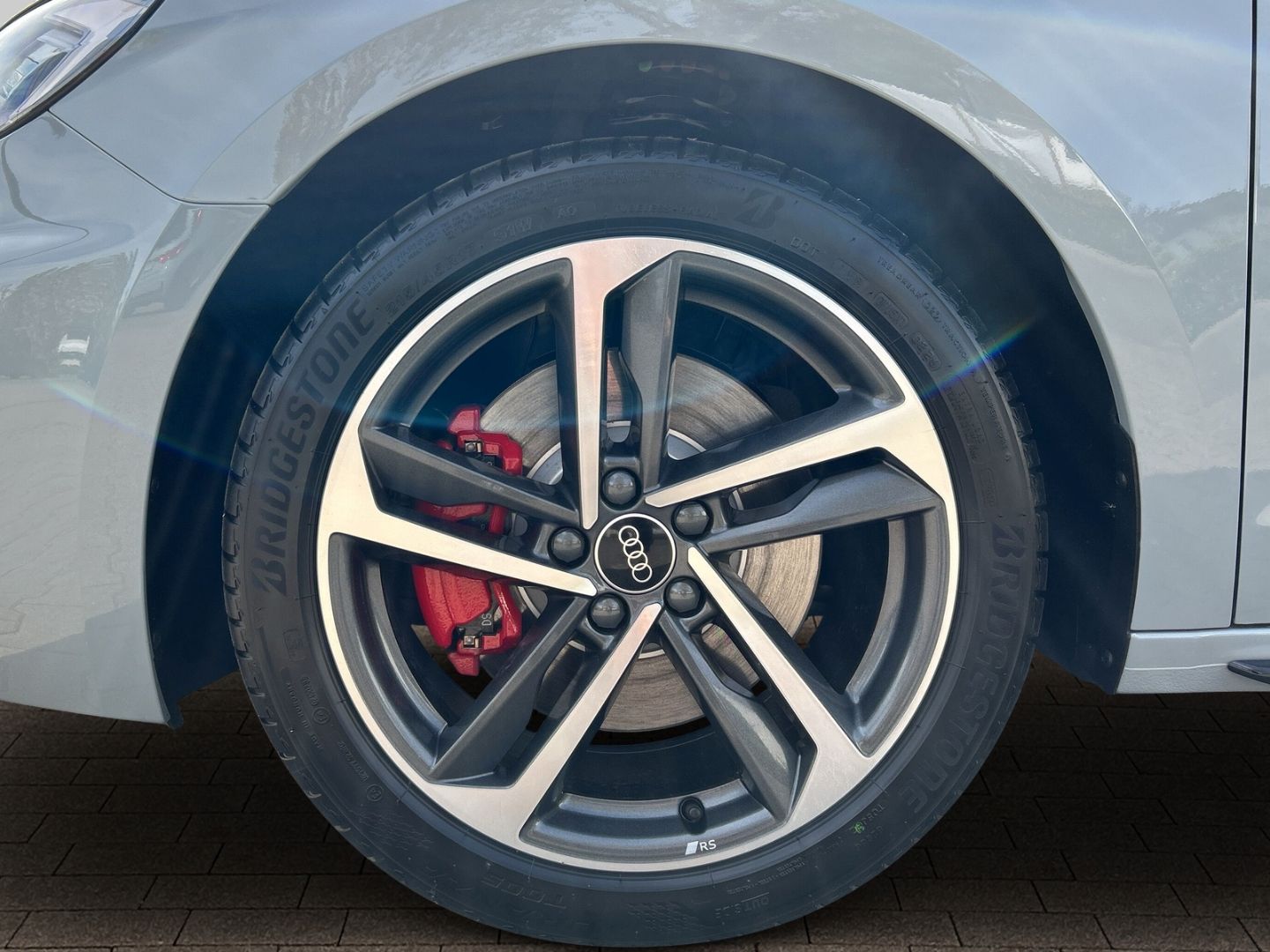 Fahrzeugabbildung Audi A1 SPORTBACK 40 TFSI+LED+VIRTUAL+SPORTPAKET+CARP