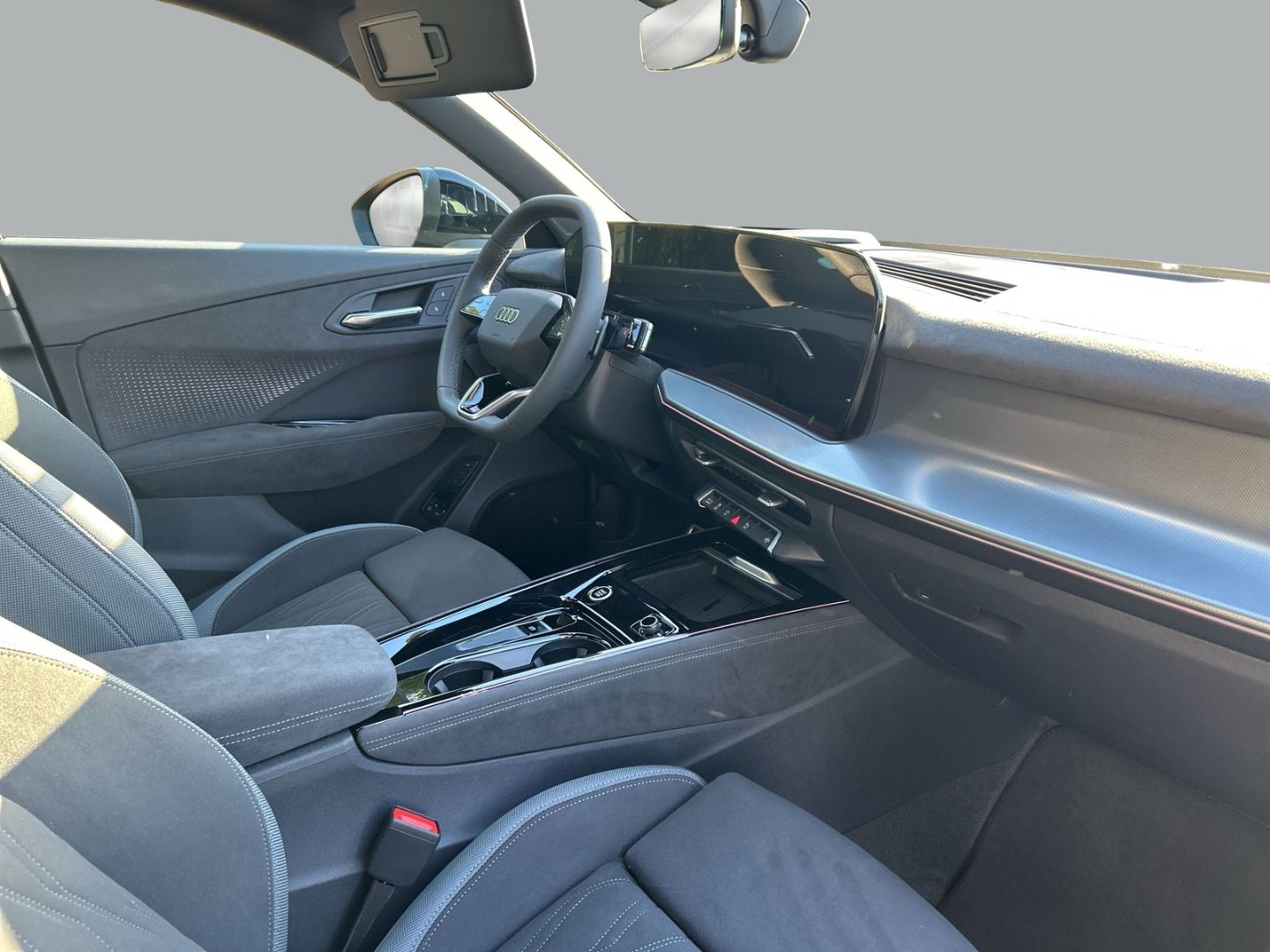 Fahrzeugabbildung Audi Q3 e-hybrid S-tronic NAVI+LEDER+SPORTSITZE+MATRI