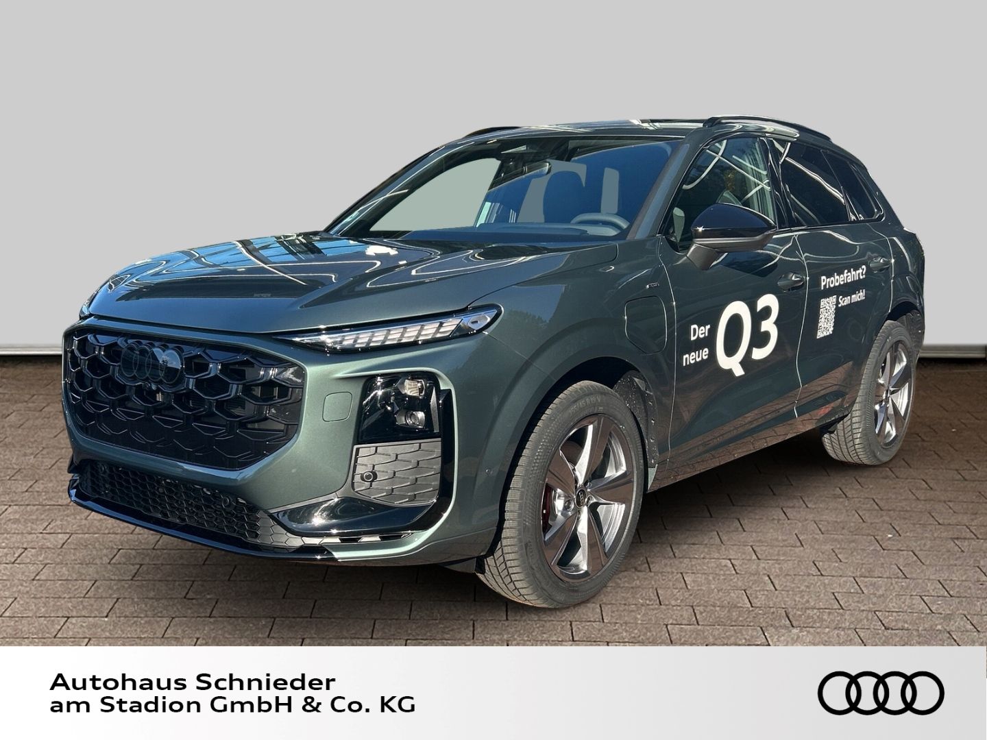 Fahrzeugabbildung Audi Q3 e-hybrid S-tronic NAVI+LEDER+SPORTSITZE+MATRI