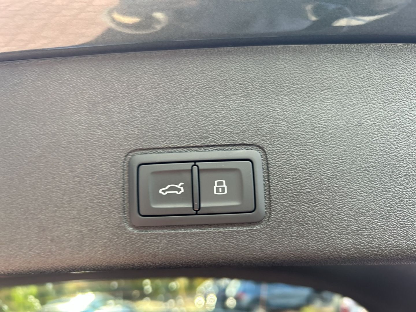 Fahrzeugabbildung Audi Q3 e-hybrid S-tronic NAVI+LEDER+SPORTSITZE+MATRI