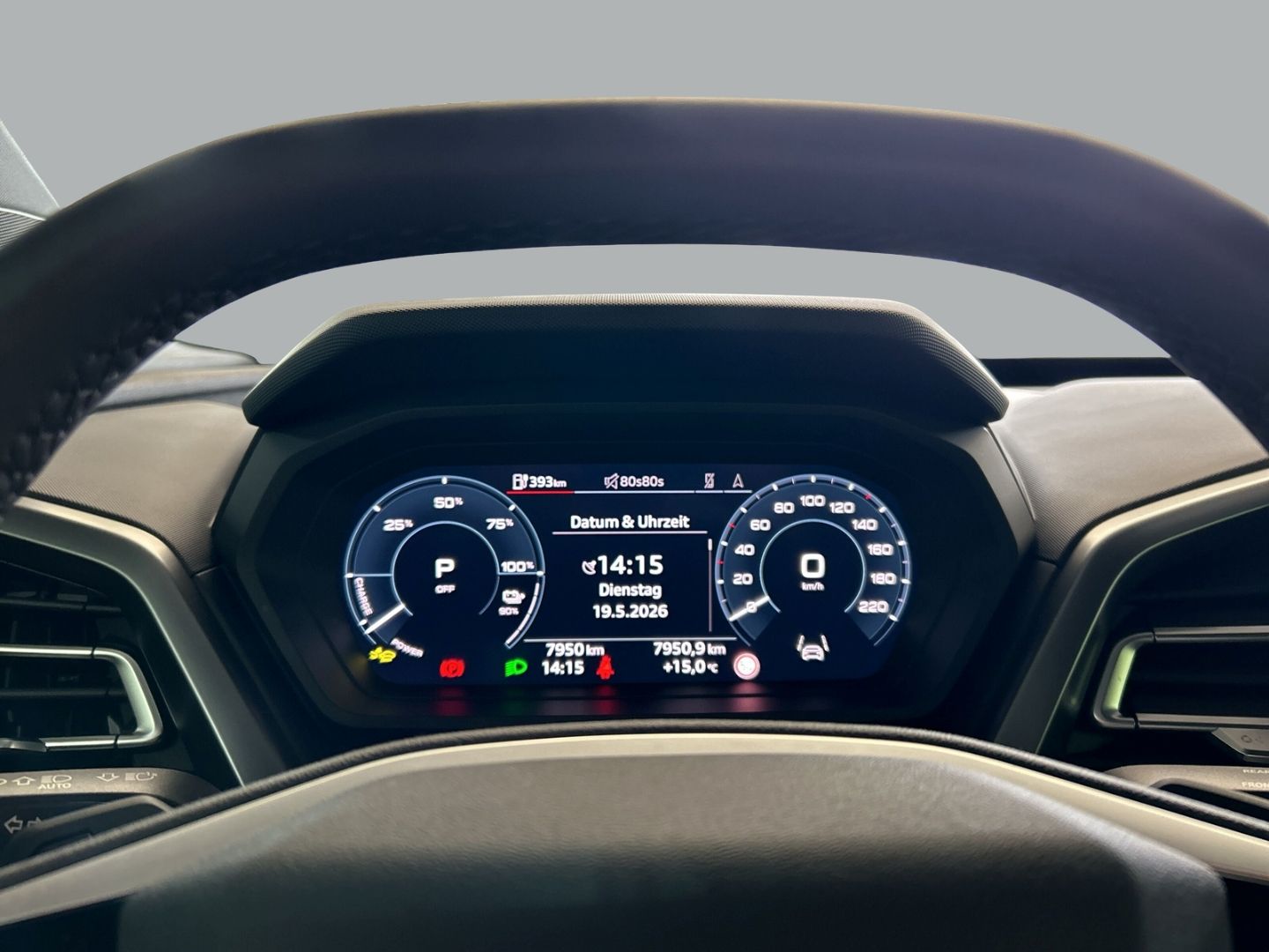Fahrzeug 16 Fahrzeugabbildung Audi Q4 45 AHK-NAVI VIRTUAL COCKPIT LED SOUNDSYSTEM