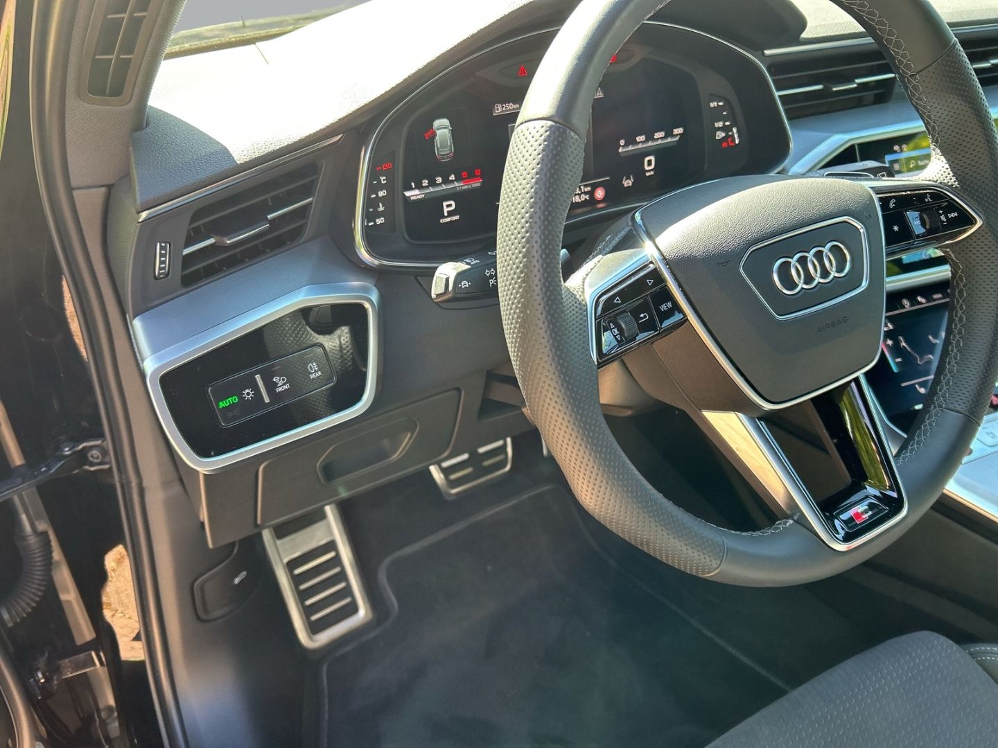 Fahrzeugabbildung Audi S6 Avant 3.0 TDI quattro LED Head-up Kamera B&O