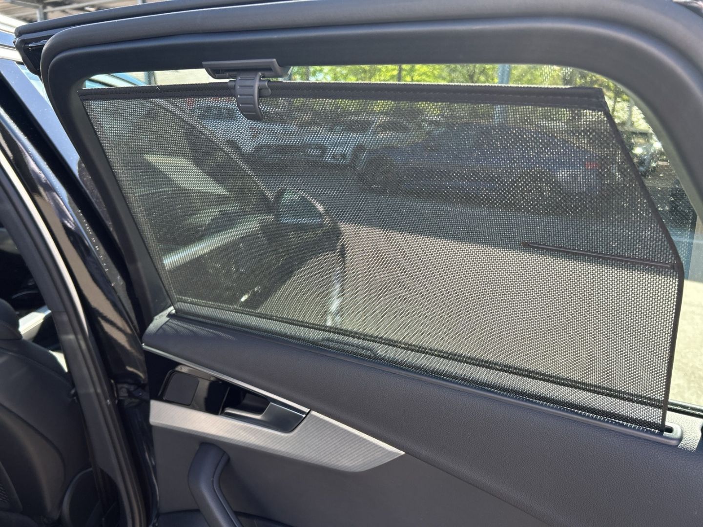Fahrzeugabbildung Audi A4 2.0 Avant 40 TDI quattro S tronic Matrix LED