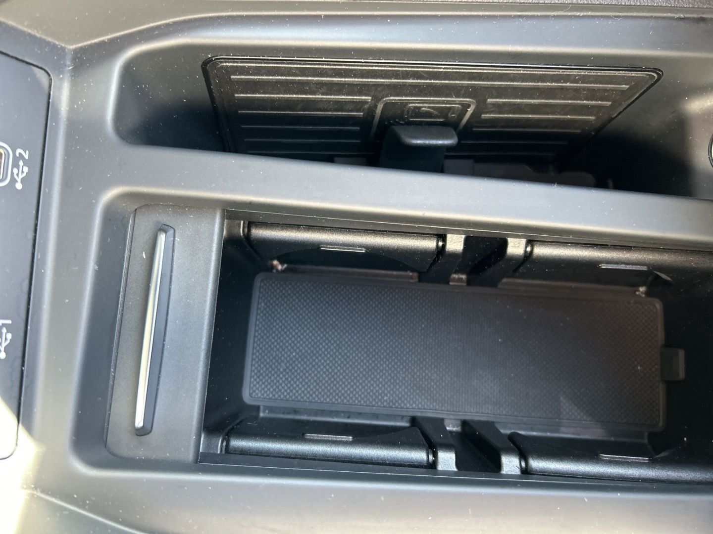Fahrzeugabbildung Audi Q8 e-tron Sportback 50 QUATTROadvanced Luftfeder