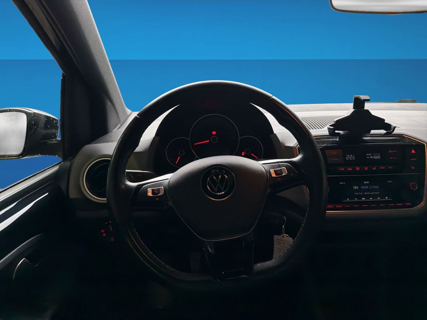 Fahrzeugabbildung Volkswagen up! 1.0 Active Climatronic Maps + More