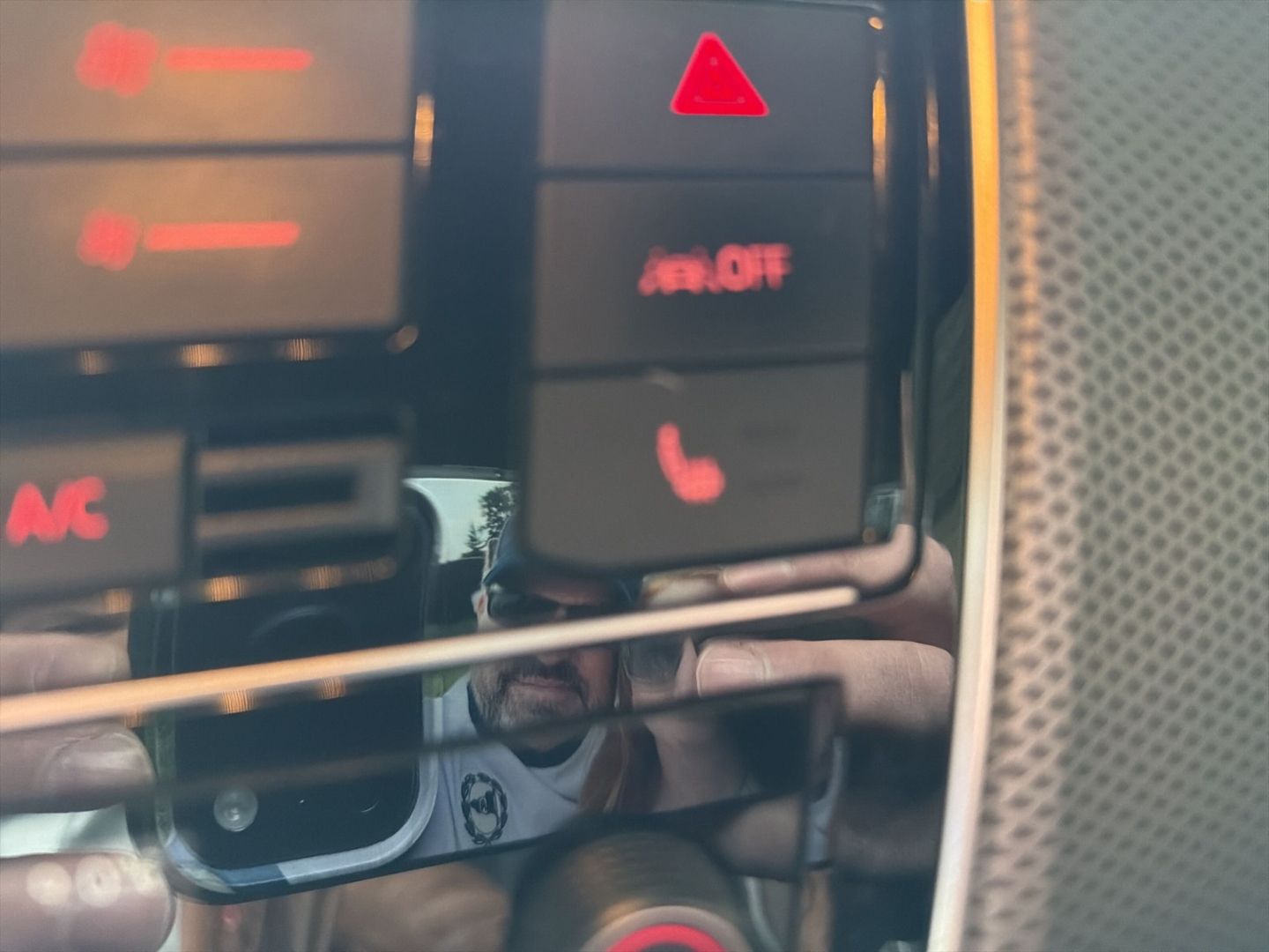Fahrzeugabbildung Volkswagen up! 1.0 Active Climatronic Maps + More