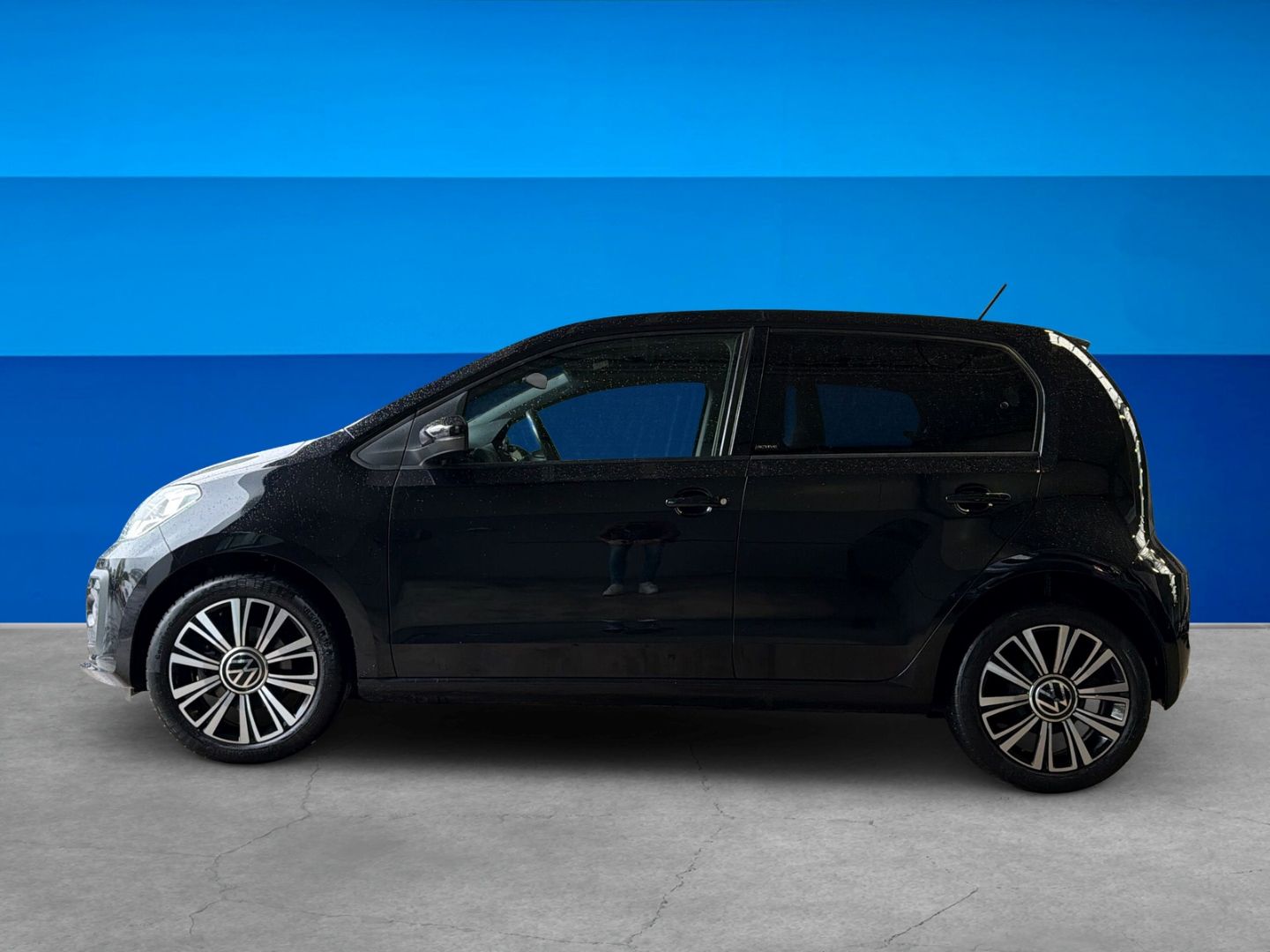 Fahrzeugabbildung Volkswagen up! 1.0 Active Climatronic Maps + More