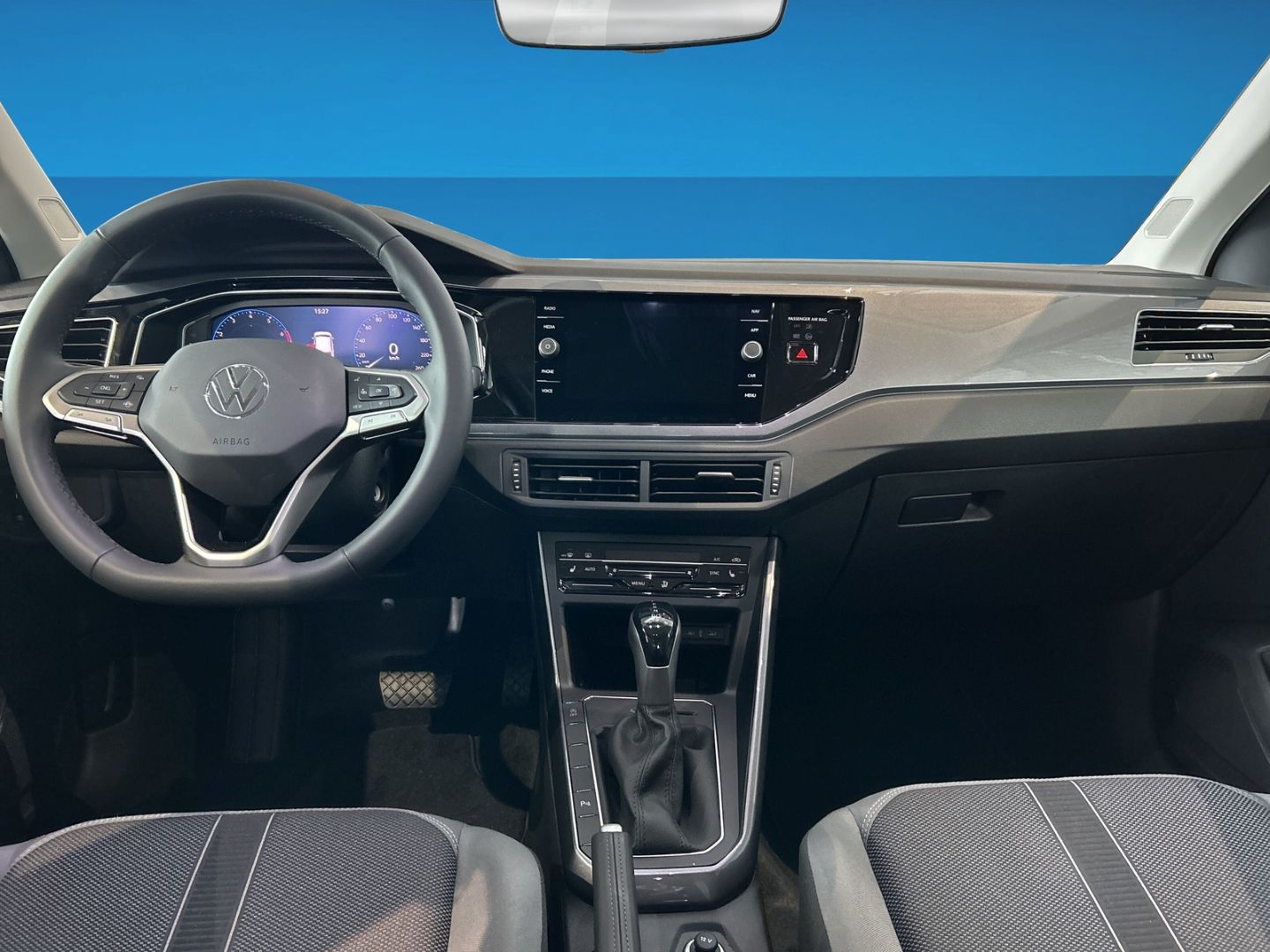Fahrzeug 12 Fahrzeugabbildung Volkswagen Polo Style 1,0l TSI IQ-LIGHT AHK REAR VIEW NAVI