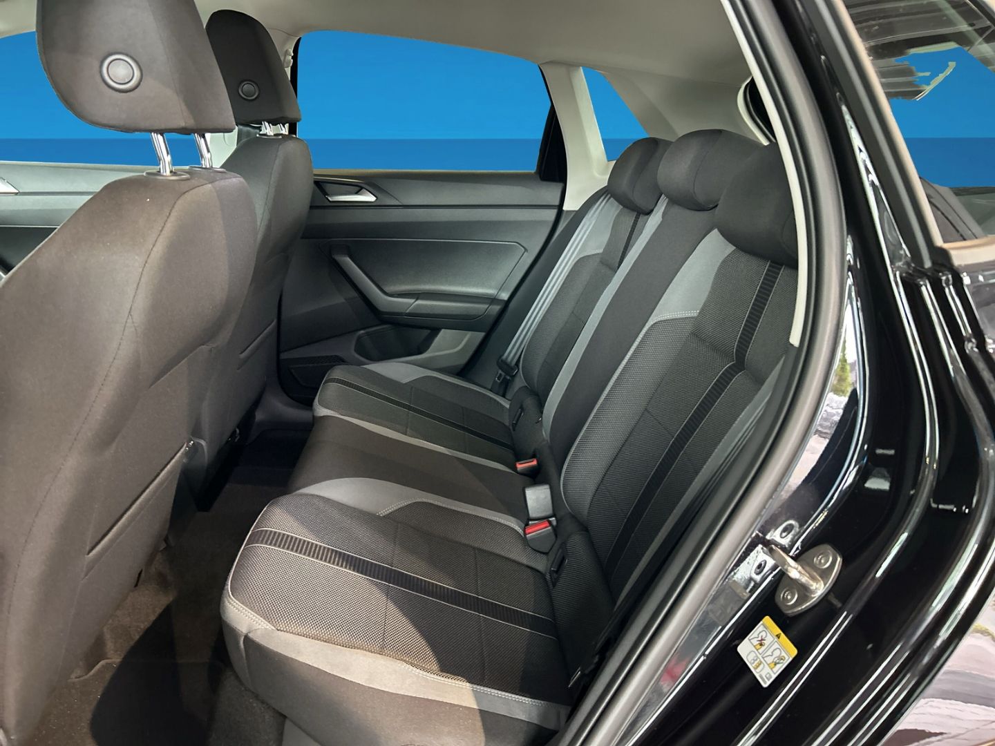 Fahrzeug 13 Fahrzeugabbildung Volkswagen Polo Style 1,0l TSI IQ-LIGHT AHK REAR VIEW NAVI
