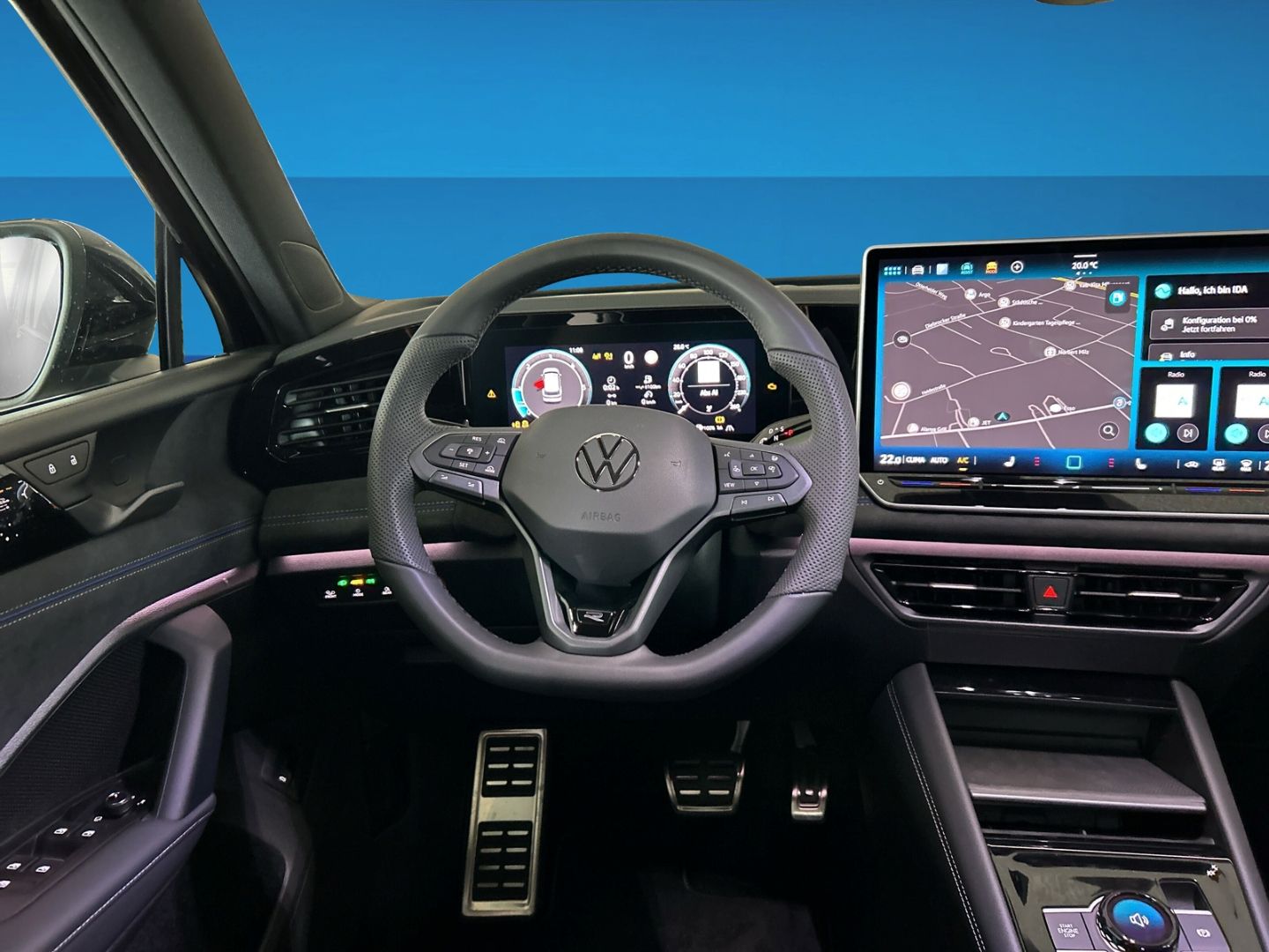 Fahrzeugabbildung Volkswagen Tiguan R-Line 2,0 l TDI 4M AHK IQ.DRIVE PREMIUM