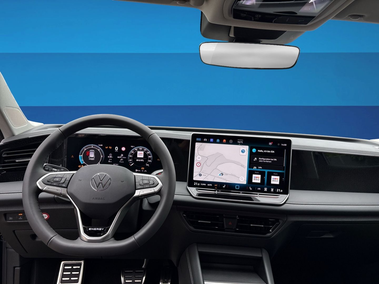 Fahrzeugabbildung Volkswagen Tiguan ENERGY 2,0 l TDI DSG AHK LED+ NAPOLI