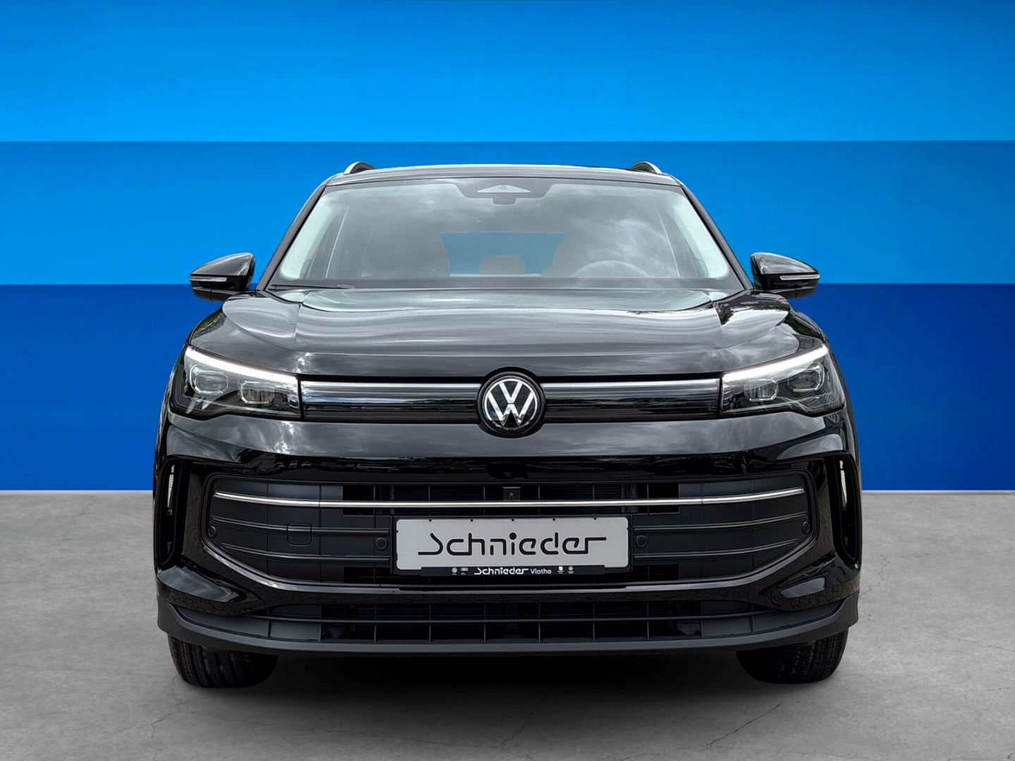 Fahrzeugabbildung Volkswagen Tiguan ENERGY 2,0 l TDI DSG AHK LED+ NAPOLI