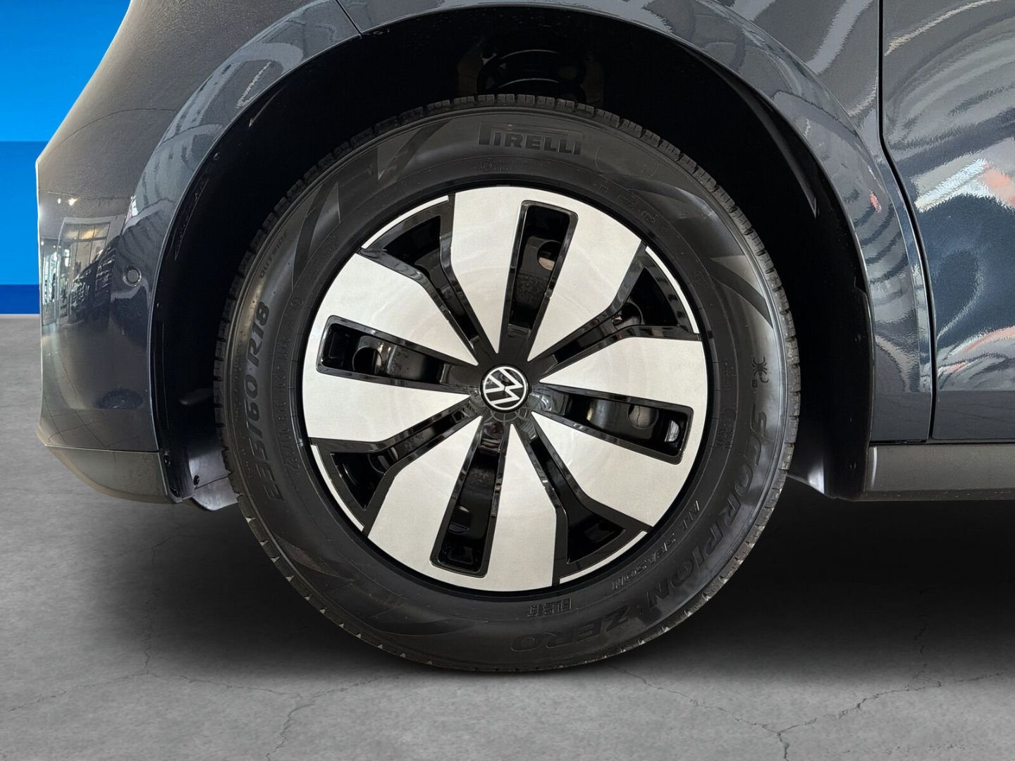 Fahrzeugabbildung Volkswagen ID. Buzz Pro 210 kW 79 kWh KR - mit KI generiert/bearbeitet