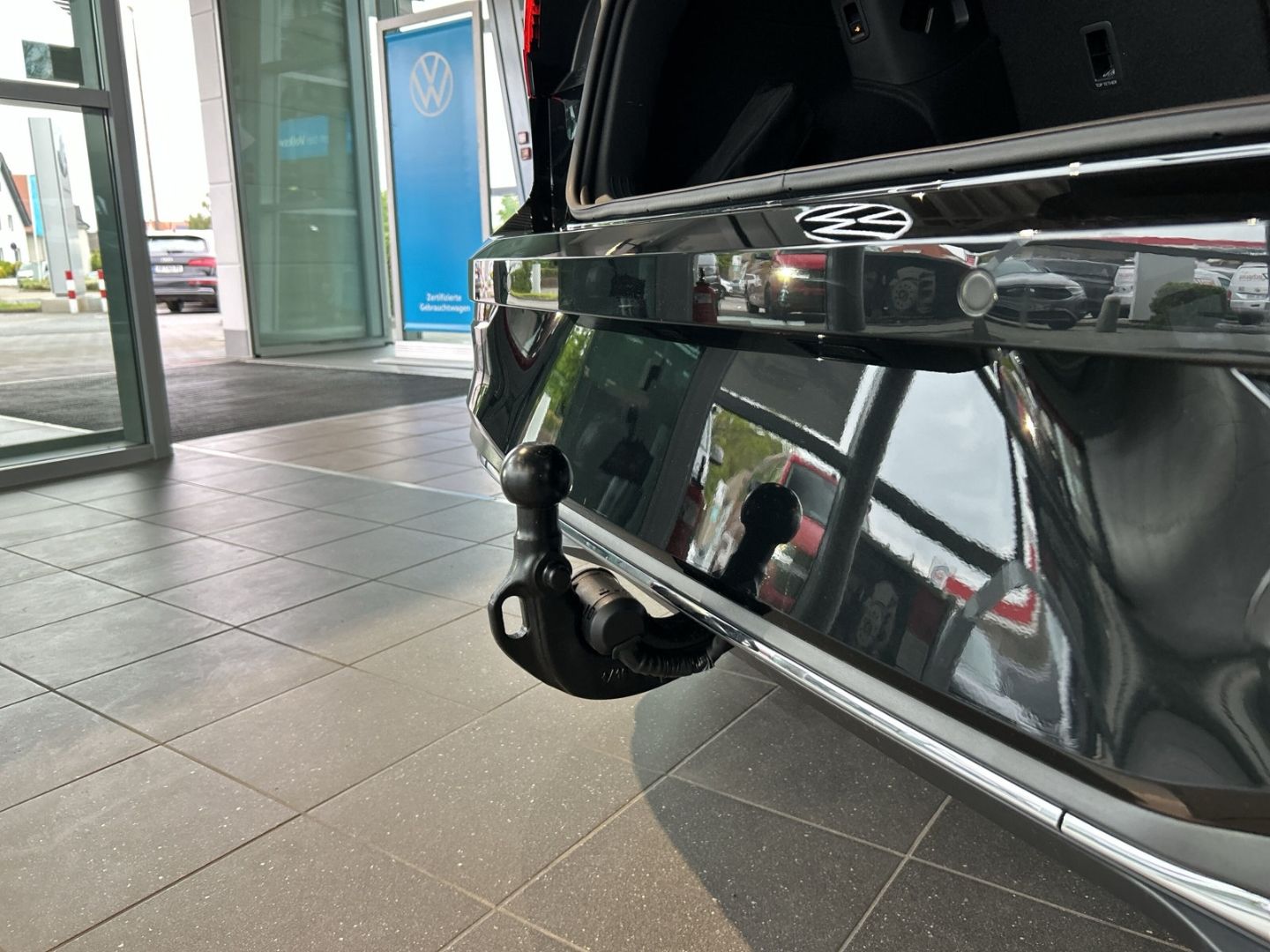 Fahrzeugabbildung Volkswagen Golf ENERGY 2,0l TDI AHK AREA VIEW NAVI LED