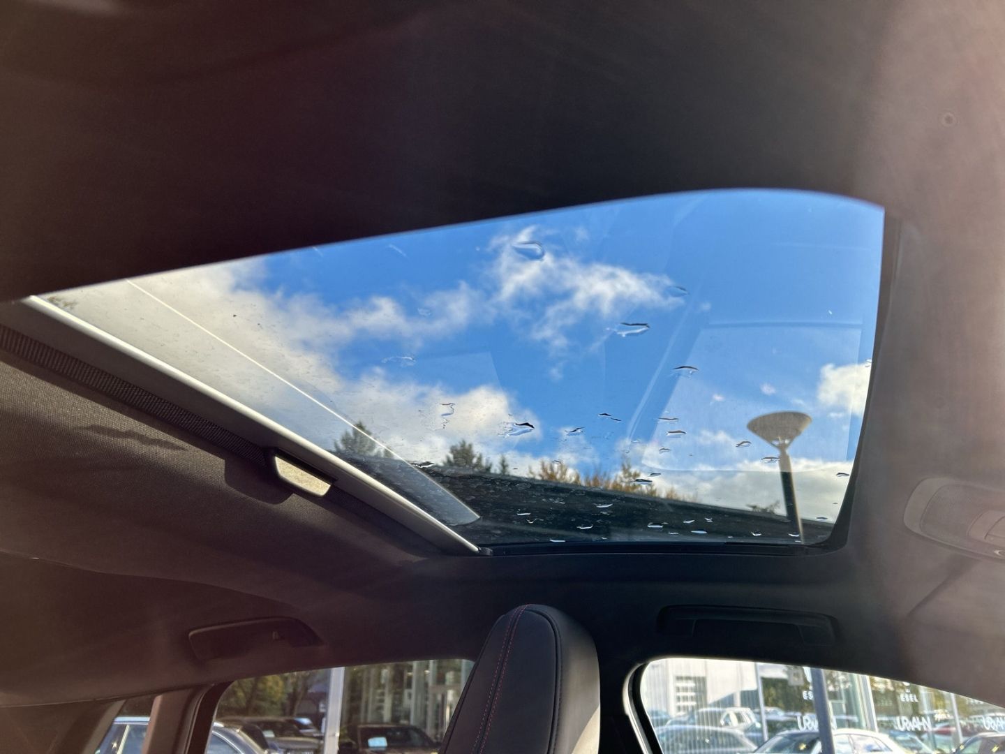 Fahrzeugabbildung Audi RS3 Sportback 2.5 TFSI QUATTRO El. PANO NAVI LED
